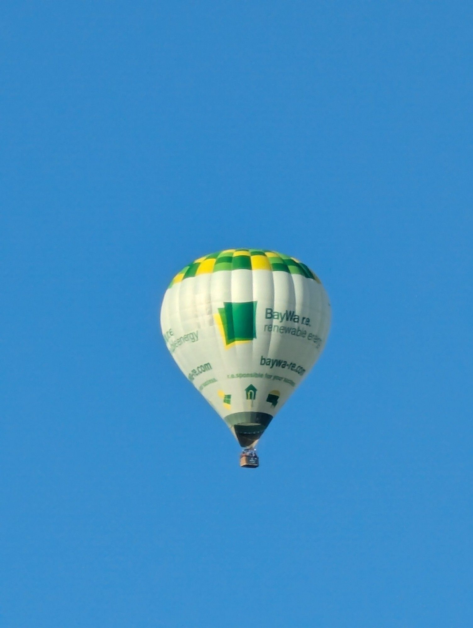 Heißluftballon mit 30fach optischen Zoom aufgenommen, Google pixel7pro