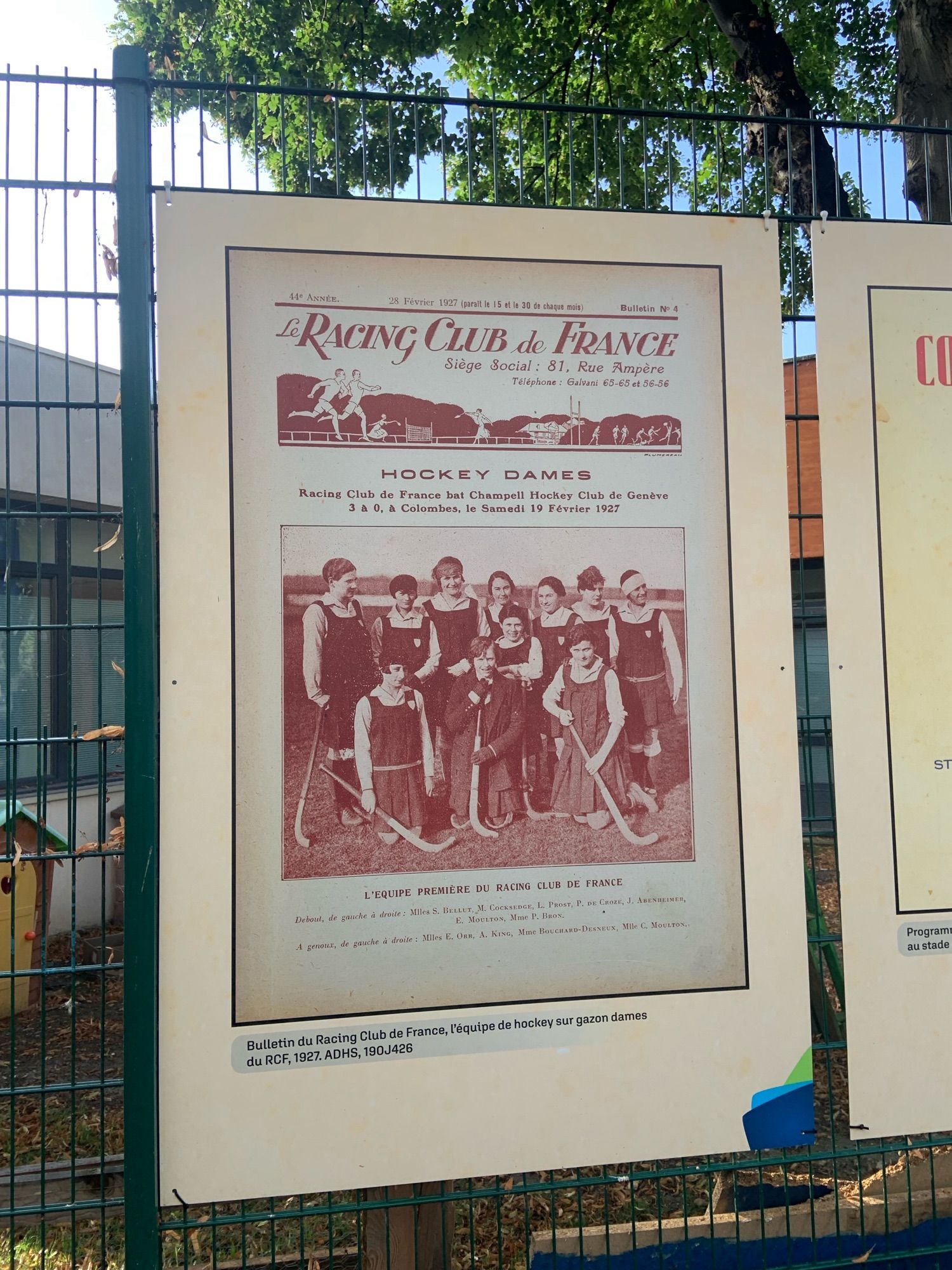 1927 Bulletin of the Racing Club du France with photo of women’s field hockey