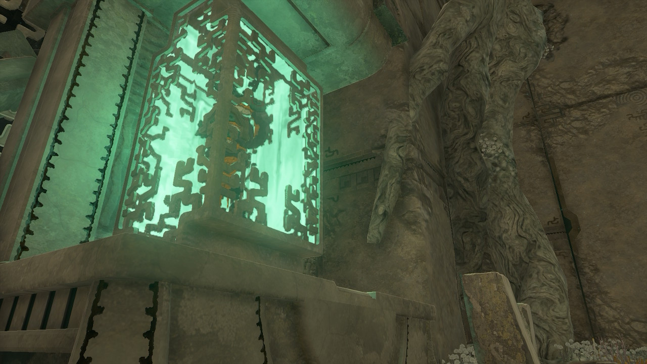 An arm of Mineru’s construct, in its translucent case, in Zelda Tears of the Kingdom. The case looks not unlike something the Forerunners might have made in the early games of the Halo series, though it is of course from the Zelda series and is made by the Zonai in that game.