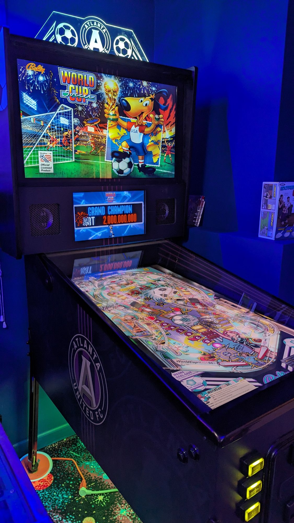 Virtual Pinball cabinet with Atlanta United art playing World Cup Pinball