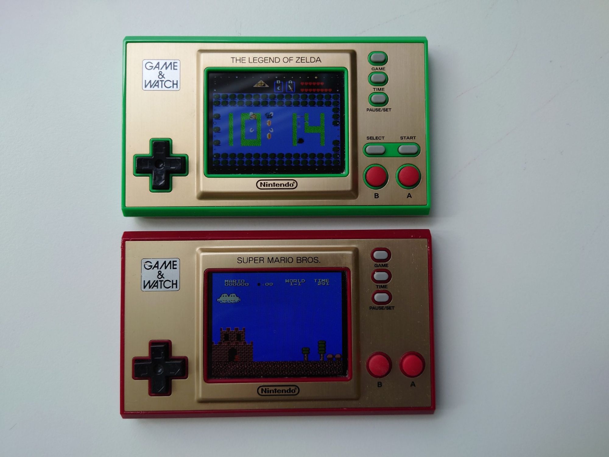 Zwei Game & Watch Jubiläumseditonen zu Super Mario und Zelda.