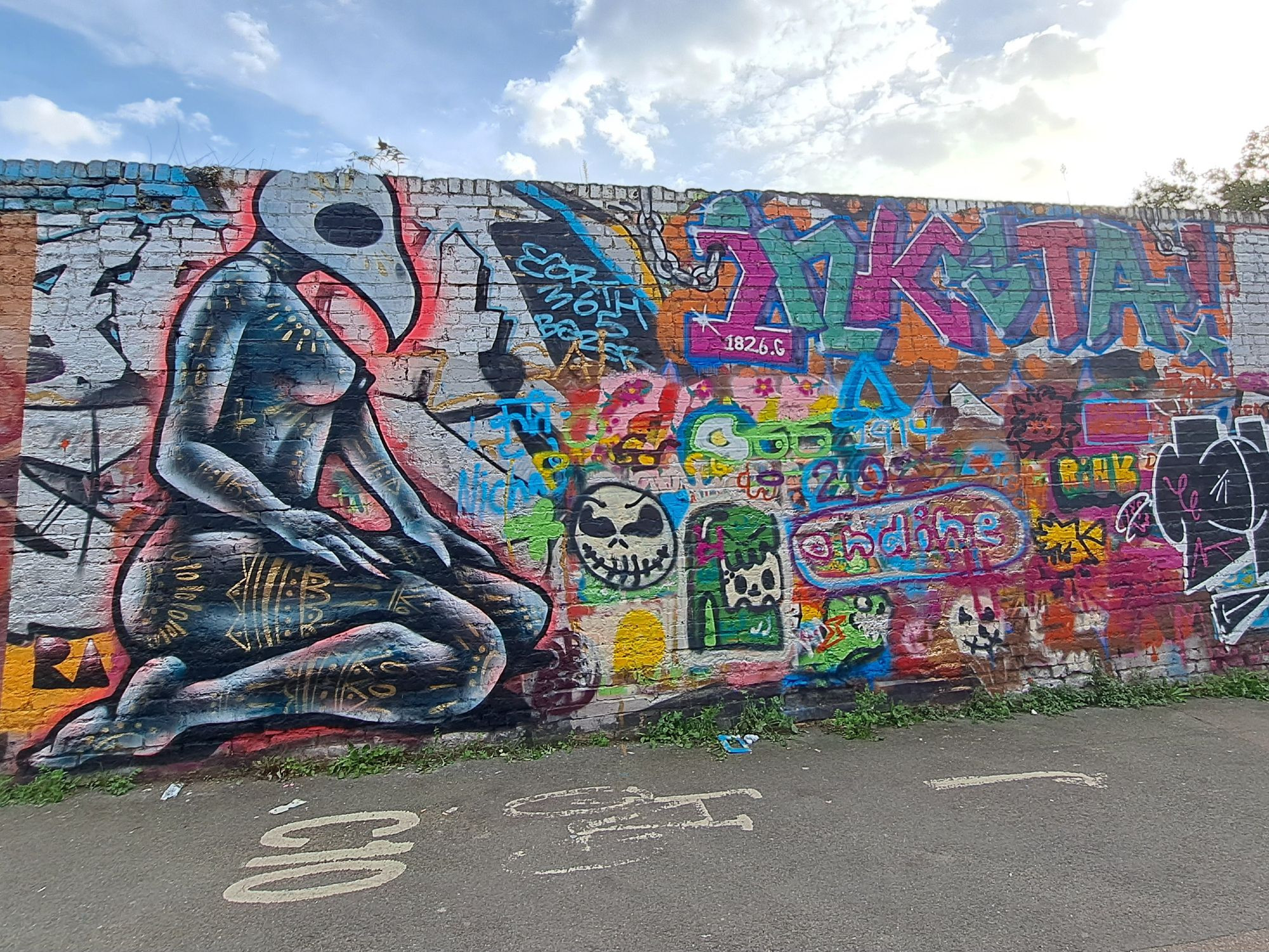 Street Art, Deptford South East London. Vibrant alternatives on Creekside.