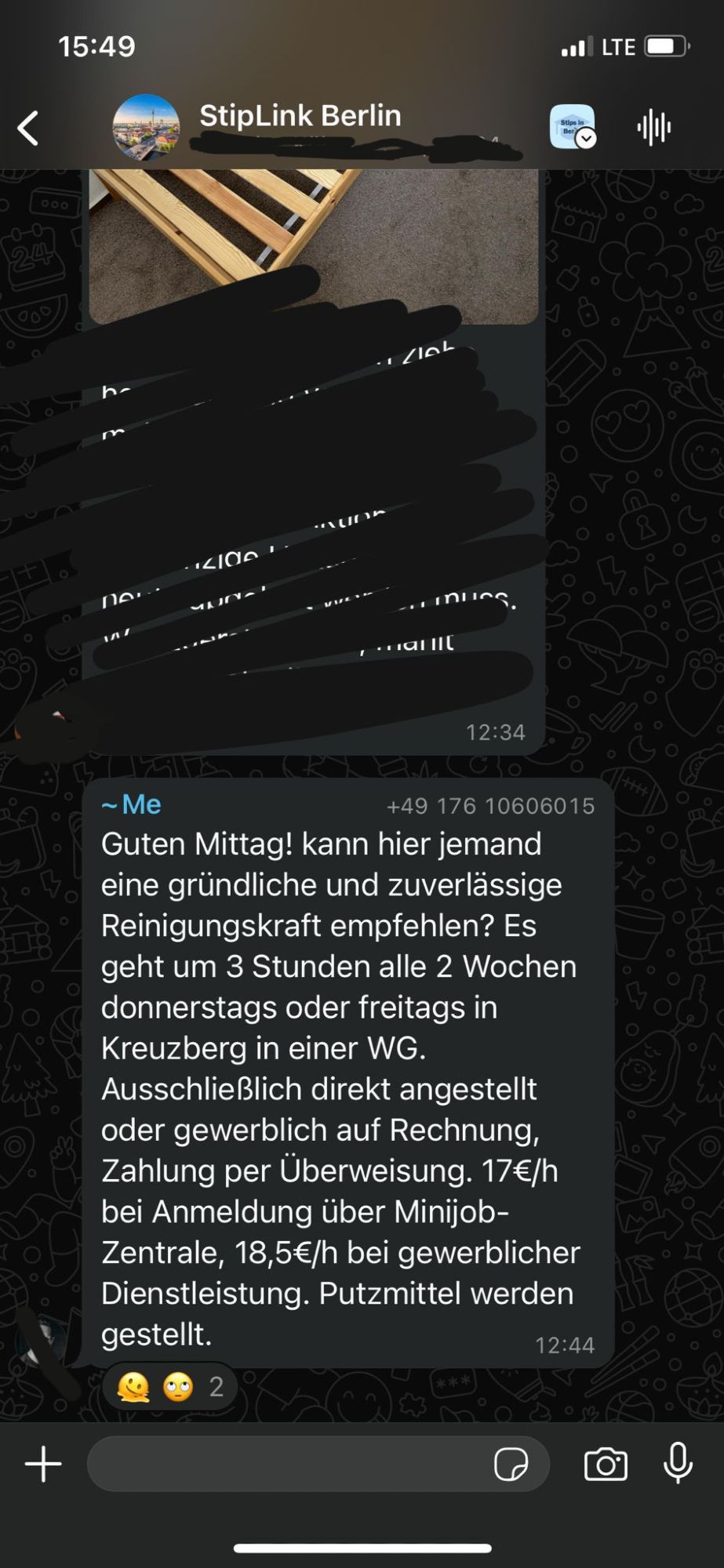 Screenshot aus einer Berliner Stipendiat*innengruppe, in der ein Student nach einer Putzkraft-Empfehlungen für seine WG in Kreuzberg fragt und einen Stundenlohn von 17€ verspricht (18,50€ bei gewerblicher Dienstleistung). Ah ja, und Putzmittel werden gestellt.