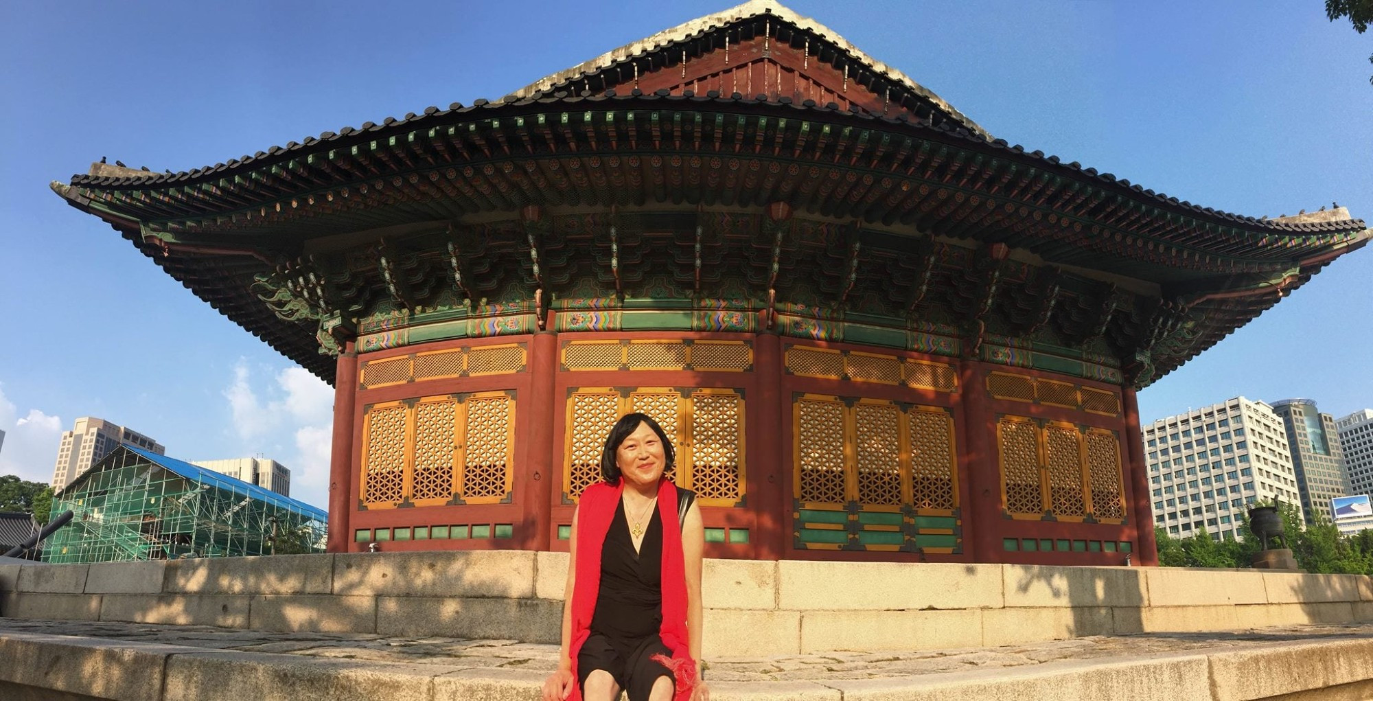 I visited visited Deoksugung Palace #덕수궁 — one of the five royal palaces in Seoul #서울 — at the beginning of my month in Korea nine years ago today (6.21.15)