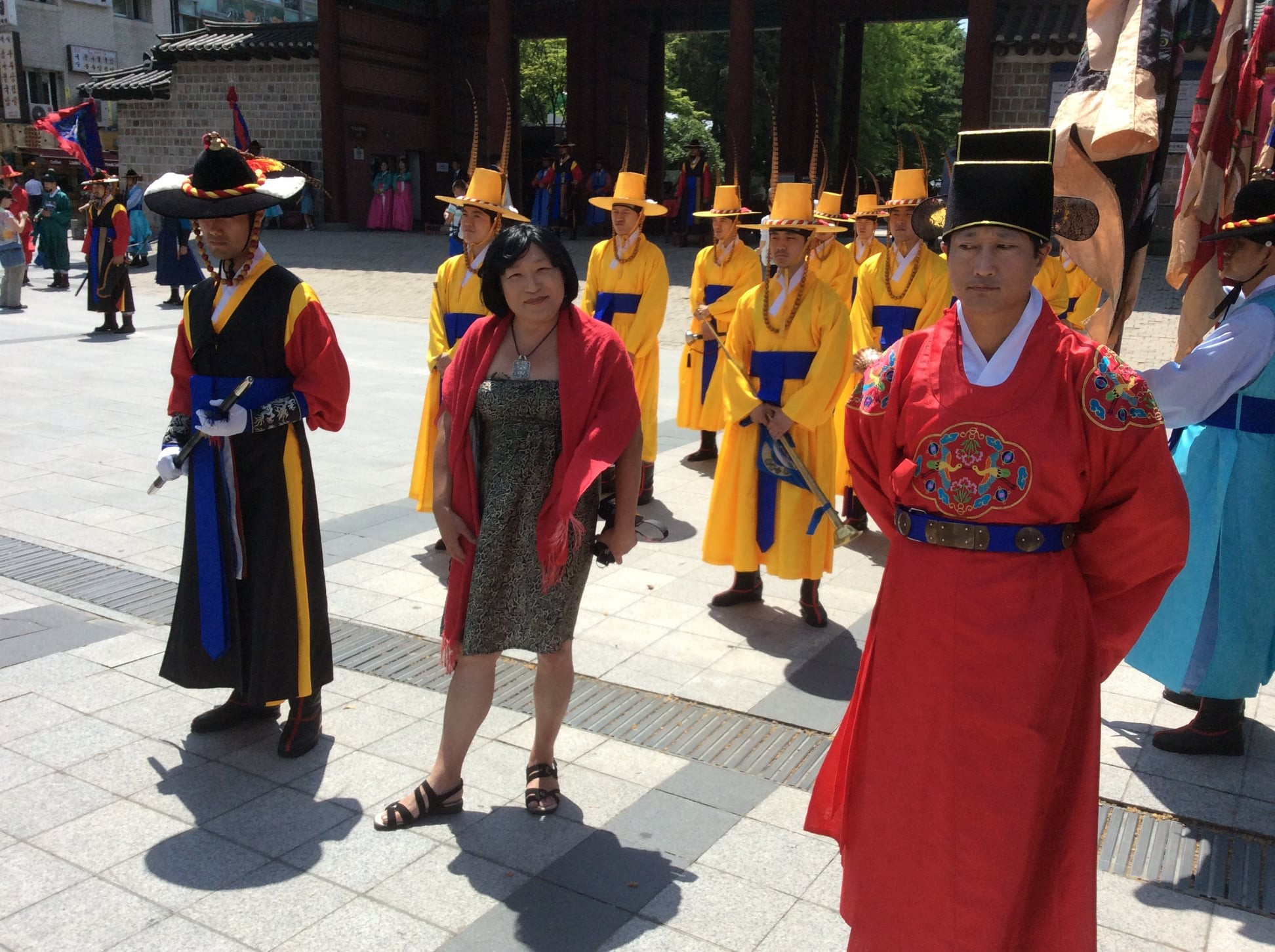 I went to Deoksugung Palace #덕수궁 (one of the five royal palaces in Seoul #서울) to watch the changing of the royal guard nine years ago today during my month in #Korea (6.29.15)