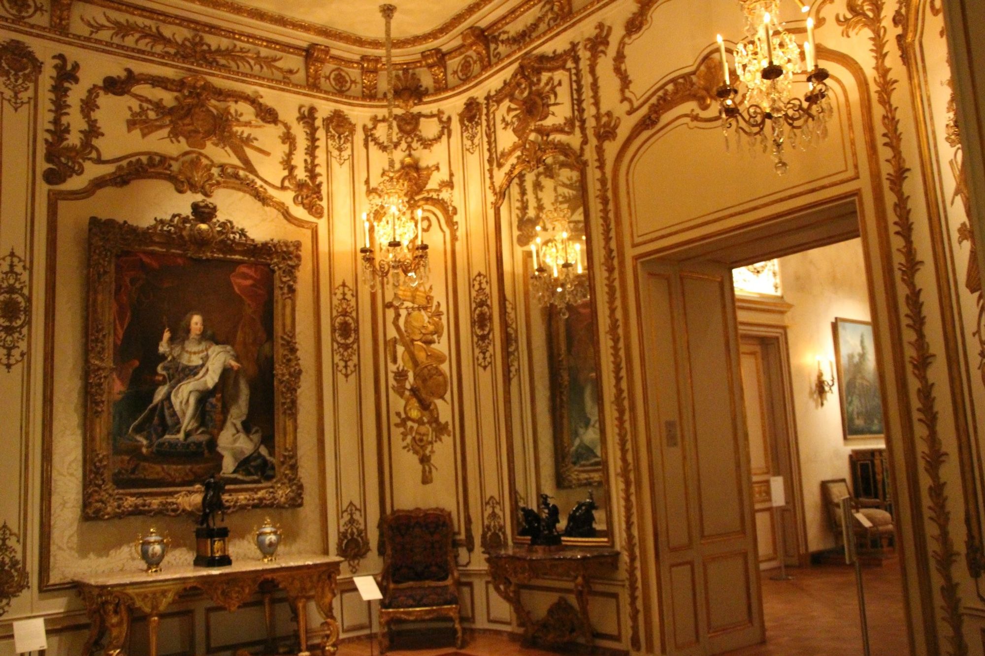 #HyacintheRigaud's portrait of the five-year-old #LouisXV in the French period rooms in the Metropolitan Museum of Art in Manhattan four years ago today (9.21.20) #France #art #NewYorkCity