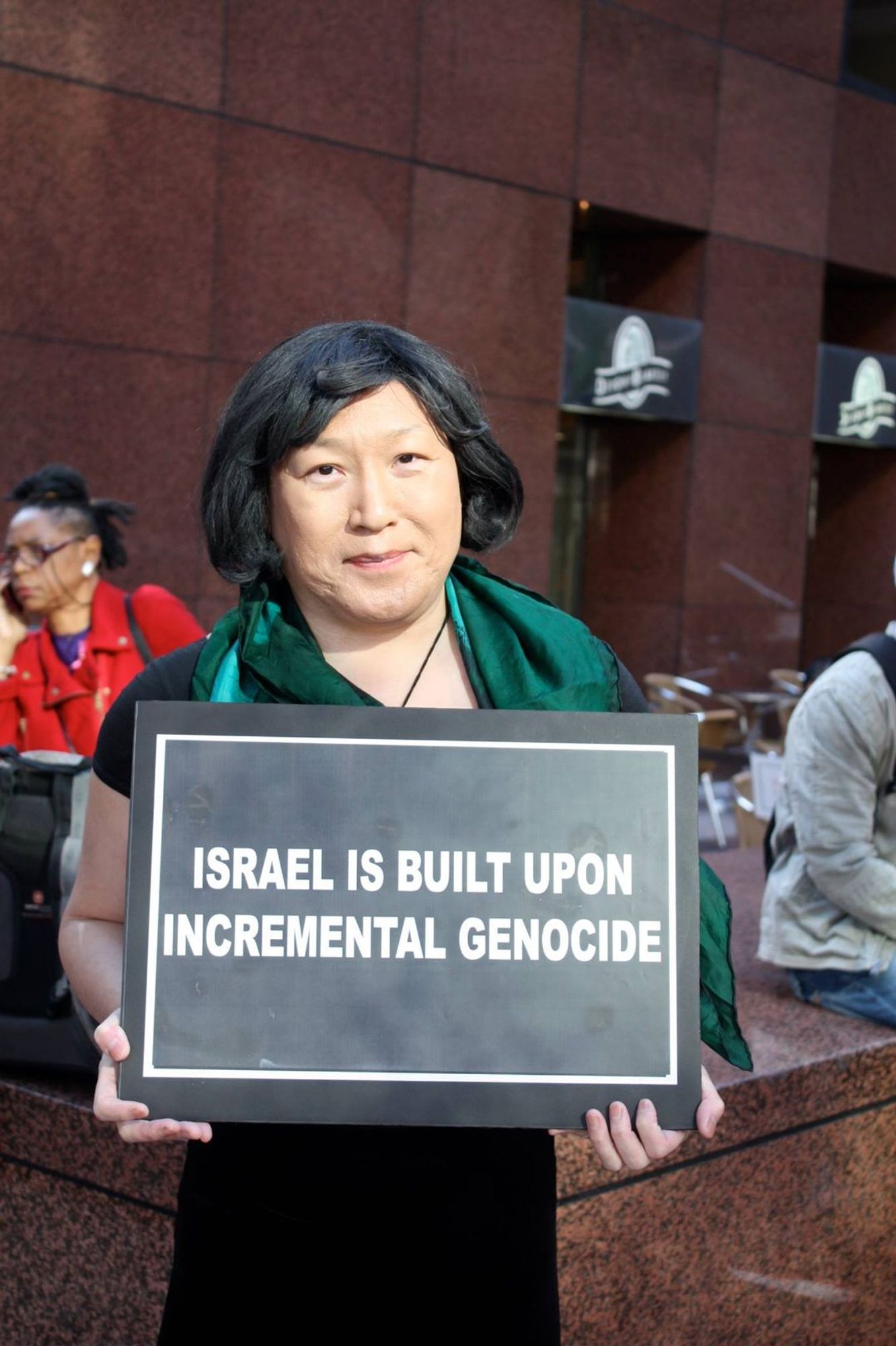 I joined Jewish Voice for Peace (@jvplive), JVP NYC (@jvpliveNY), Adalah-NY & NYC Queers Against Israeli Apartheid to protest at the Sen. Chuck Schumer & Sen. Kirsten Gillibrand's support for #ApartheidIsrael's #GazaGenocide 10 years ago today (10.6.14)