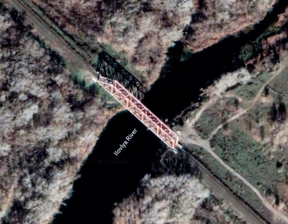 Ilovlya railway bridge across the Ilovlya River, Volgograd Oblast (49.326069, 43.989526).