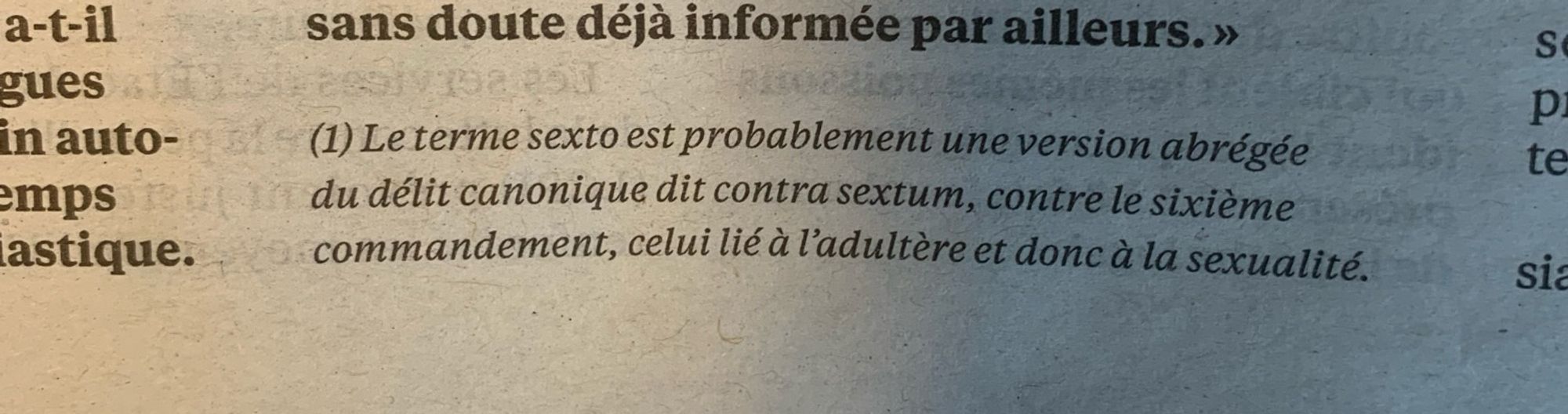 Une note expliquant que dans le contexte, le terme « sexto » réfère ÉVIDEMMENT à un délit canonique « contra sextum ».