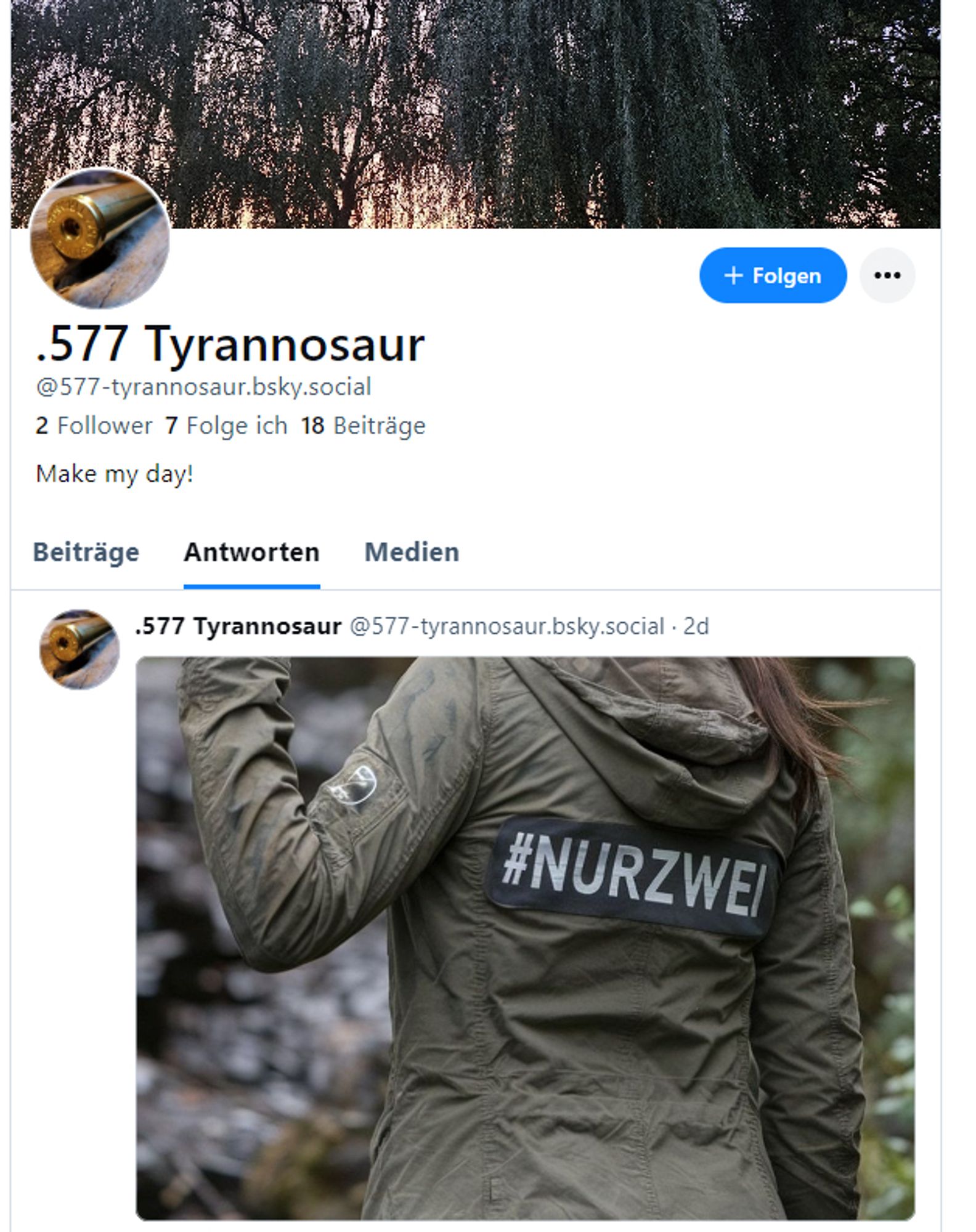 Screenshot 577 Tyrannosaur Profil und post des users mit einem Foto mit dem Hashtag nurzwei