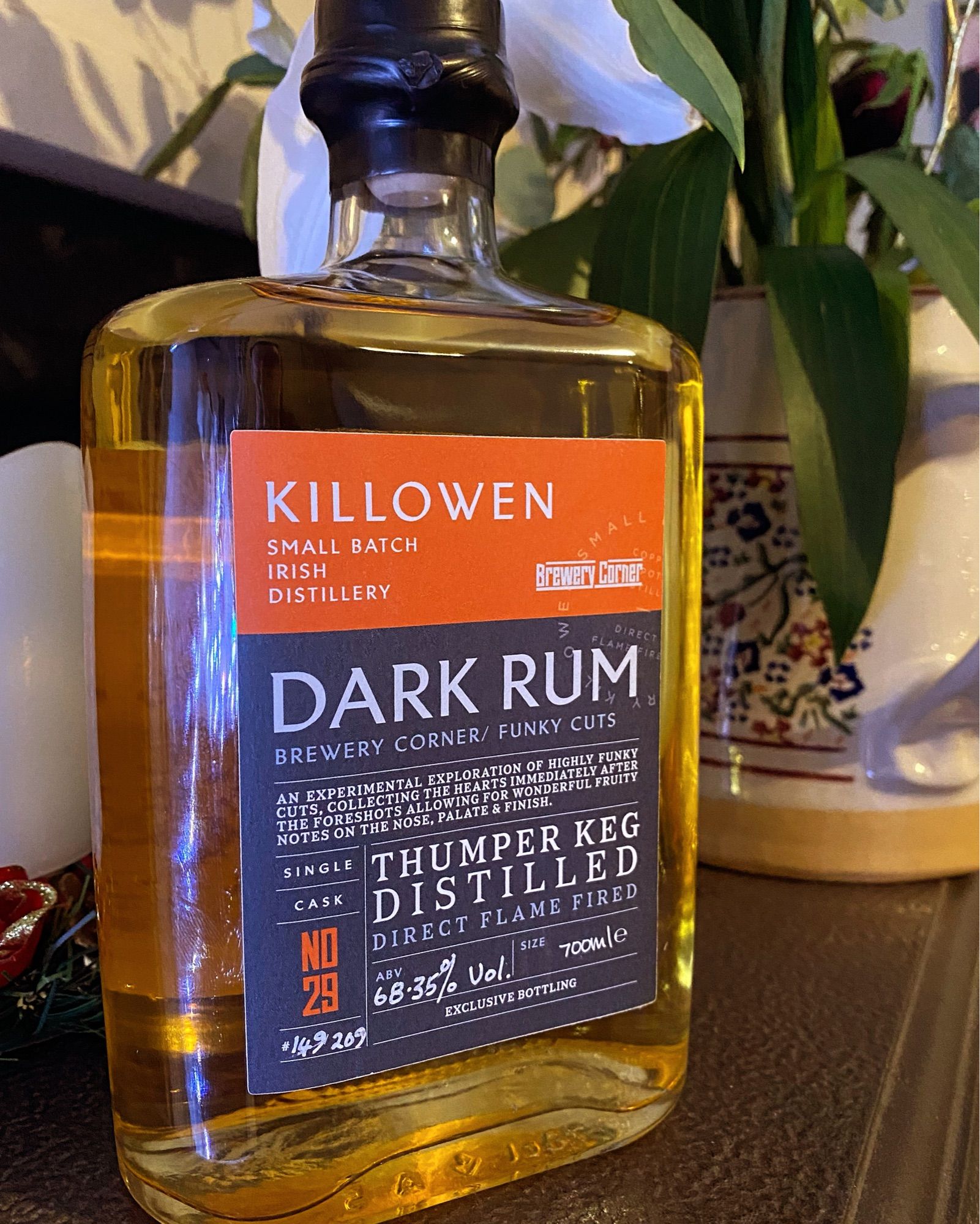 Photo shows a bottle of the experimental Irish Rum release from the collaboration between Killowen Distillery and Brewery Corner in Kilkenny / Chris Hennessey. Note; it’s a bit very tasty imo 😉🥃)