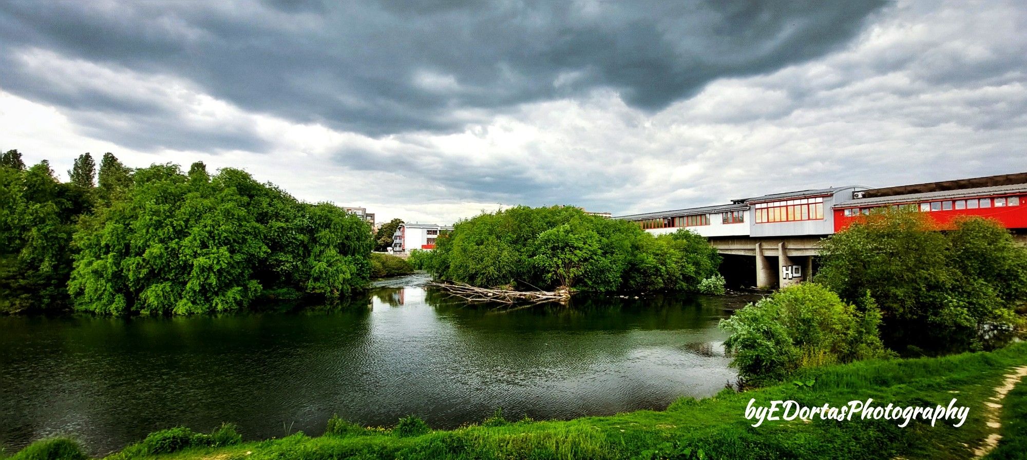 #byEDortasPhotography 
#Maritsa #River #Plovdiv #Bulgaria #Balkans #Europe 
#coffee #coffeelovers #photolovers #Photography #Photographer #Fotografia #summer #summervibes #positivevibes #GoodVibes #BoasEnergias