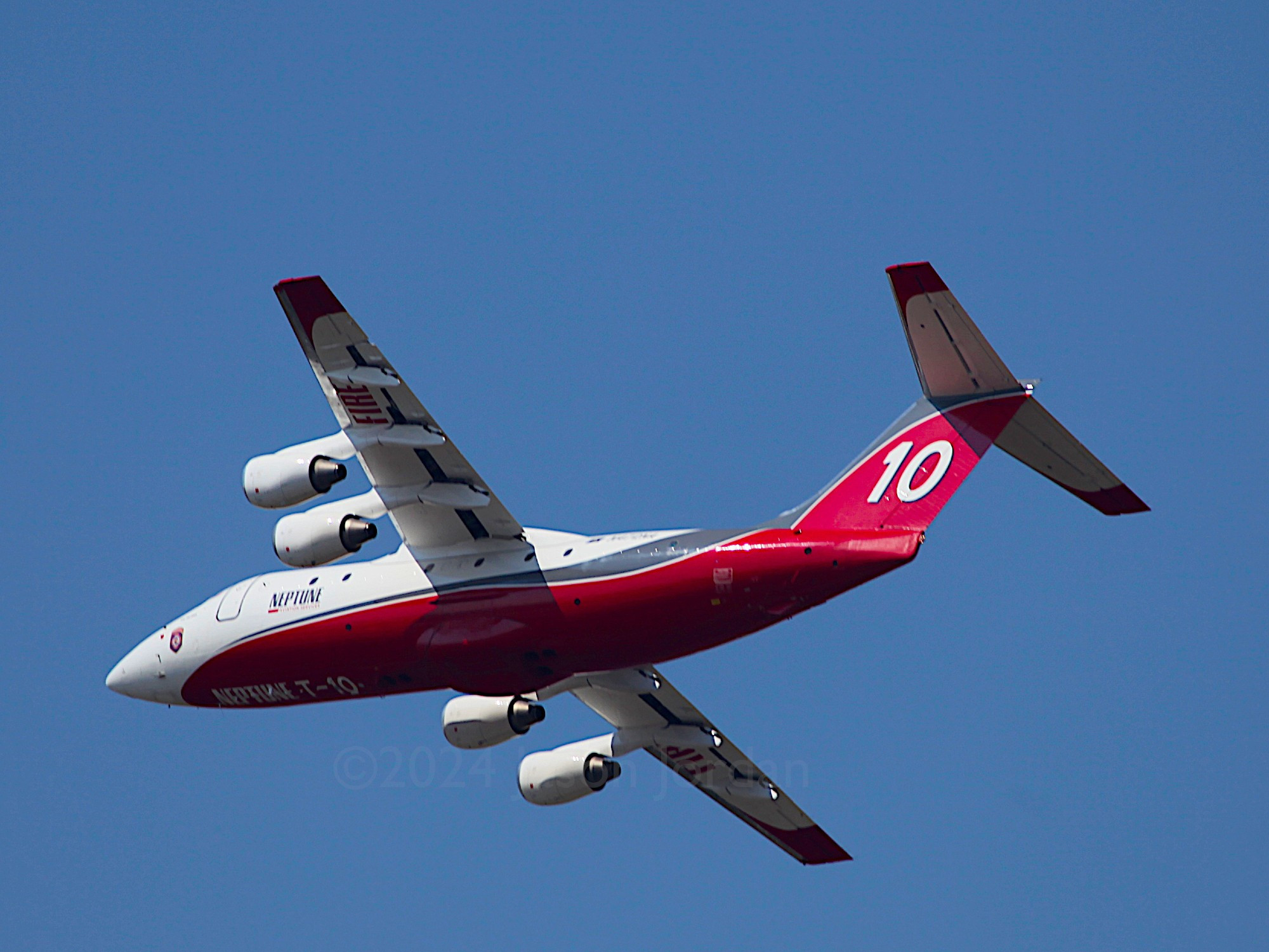 Tanker10 firefighting aircraft heading out to fight fire SW of Denver