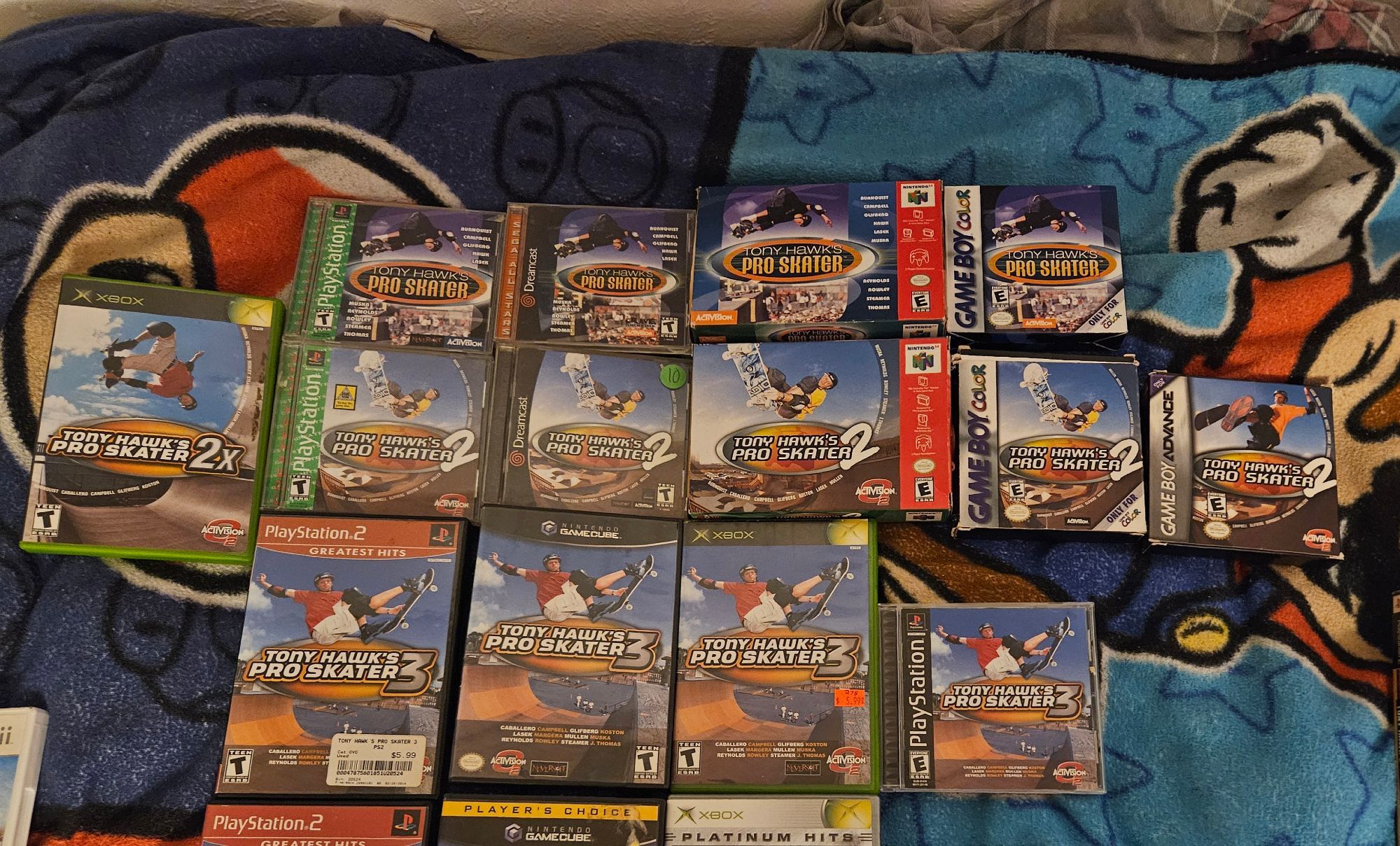 PS1, DC, N64, and GBC versions of THPS1.
PS1, DC, N64, GBC, GBA and the 2x version of THPS2.
PS2, GCN, Xbox, and PS1 versions of THPS3.