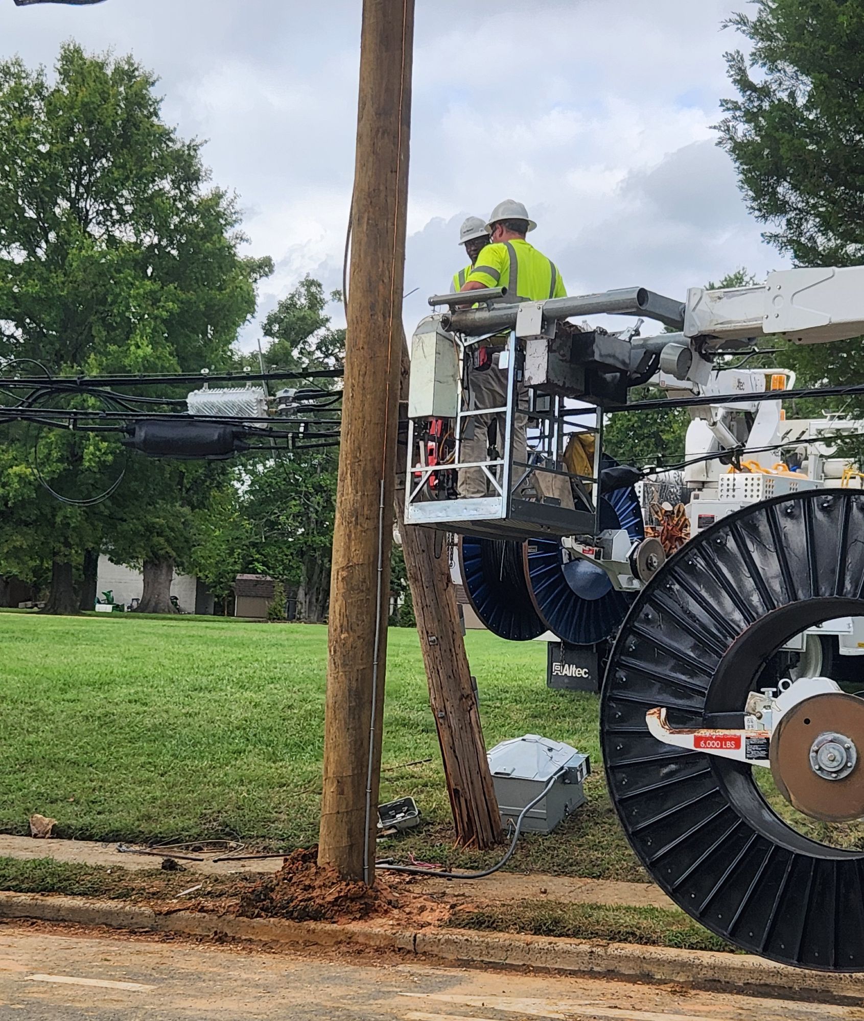 Dominion Energy crews replaced a utility pole along Seminary Road that was severed by a vehicle crash at about 3:26 AM 09/22/2024.