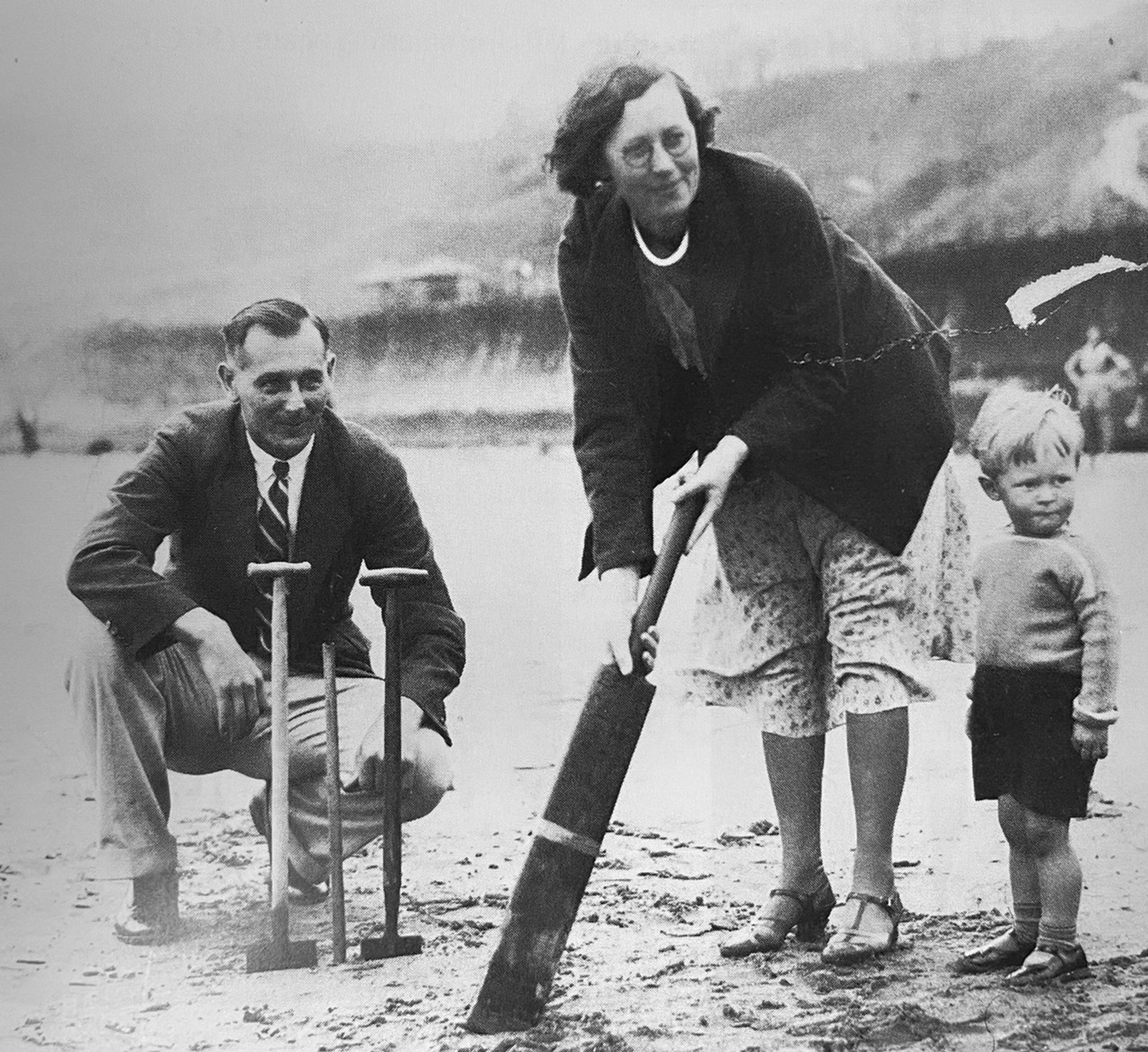 Hedley Verity, his wife Kathleen, and his son Wilfred (named after Wilfred Rhodes) on the beach at Scarborough