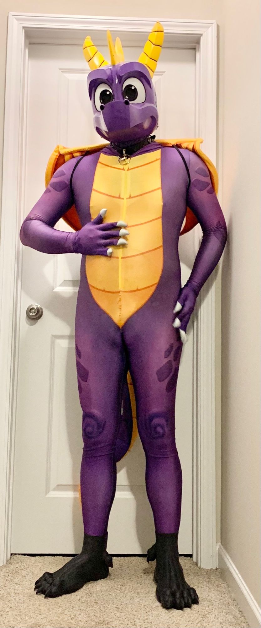 Spyro the Dragon cosplay consisting of a spandex bodysuit and 3D-printed helmet/mask.