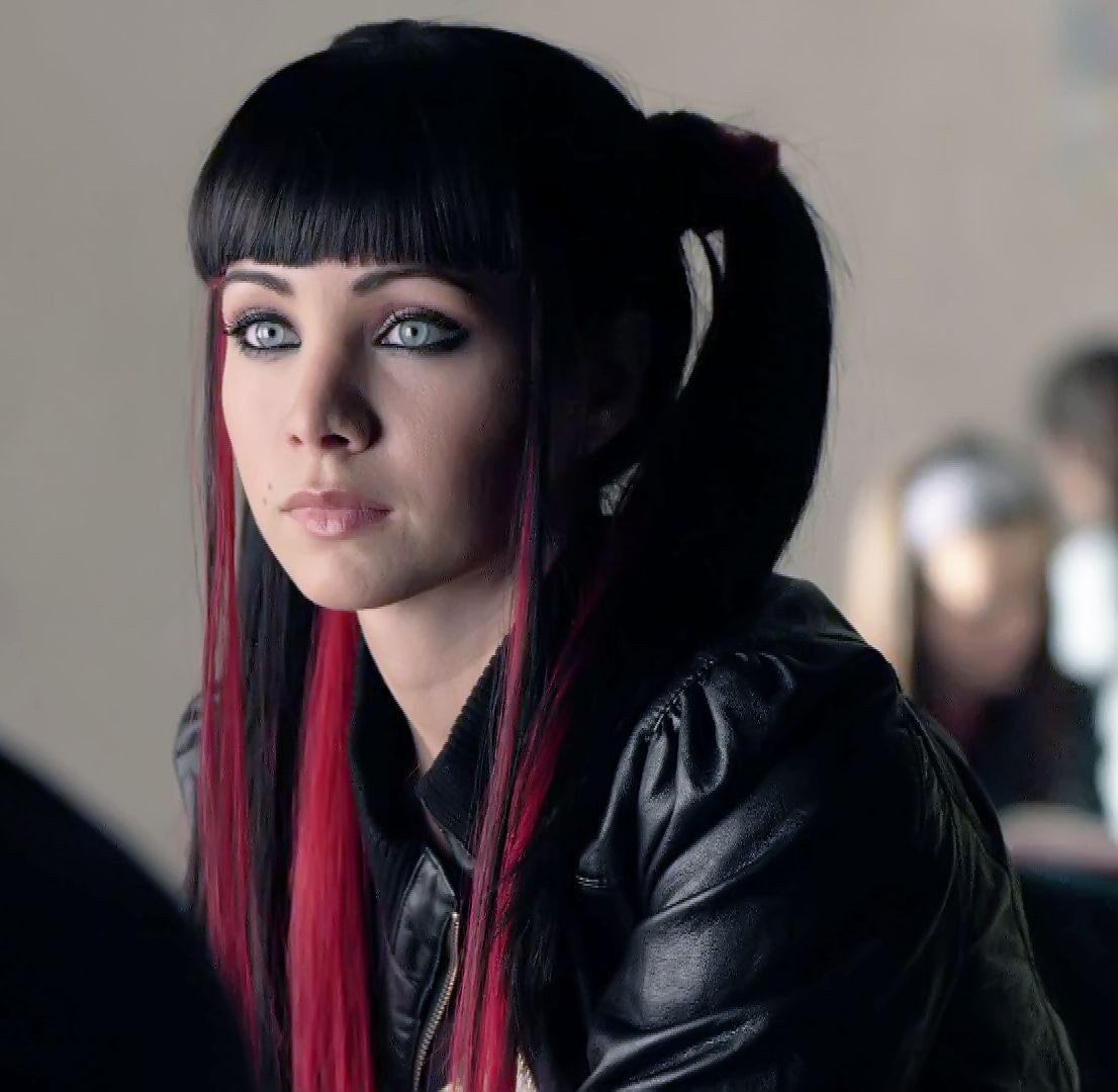 Kenzi from the show Lost Girl