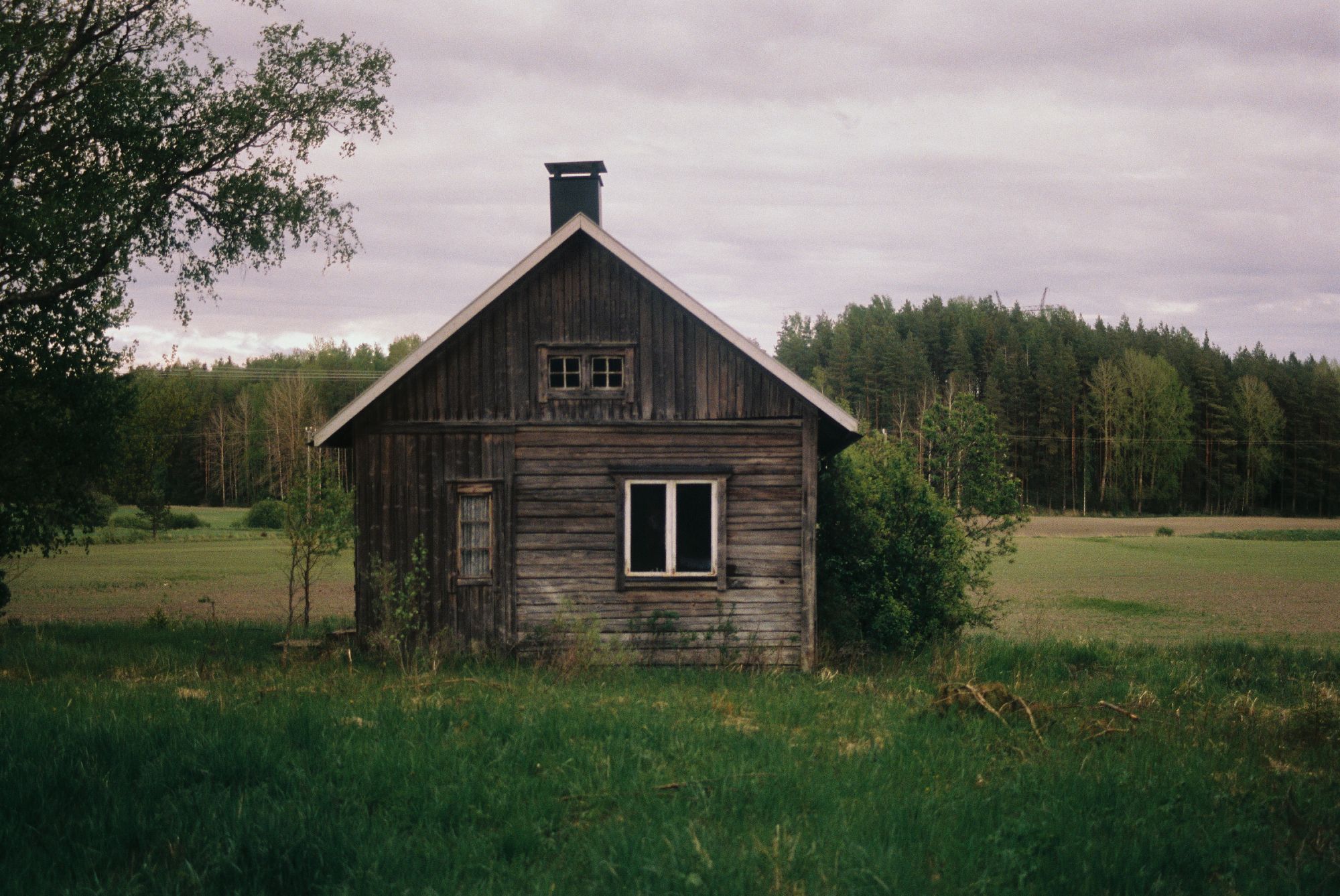 An abandoned barn