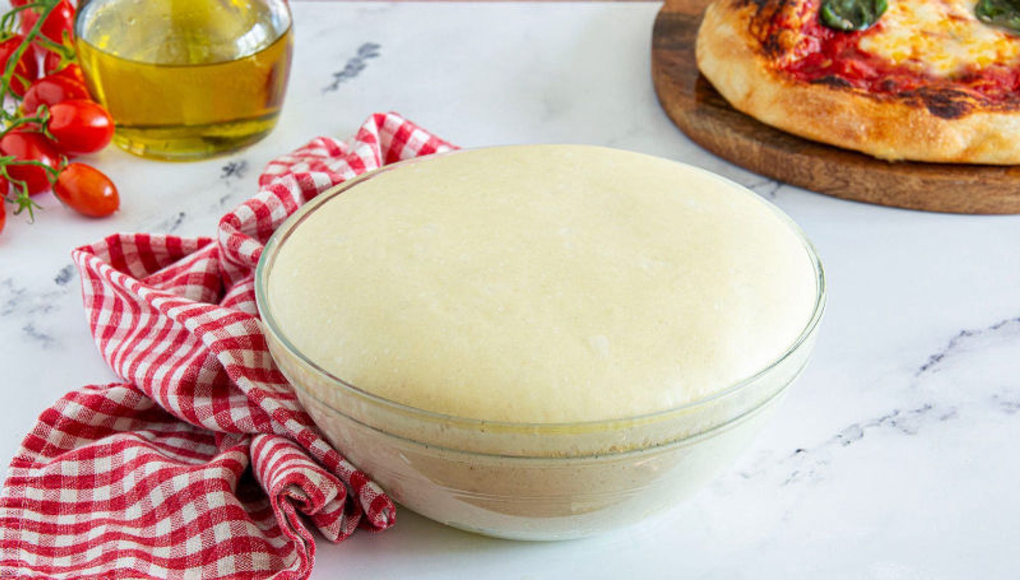 foto di Impasto per pizza: la ricetta base per una pizza fatta in casa