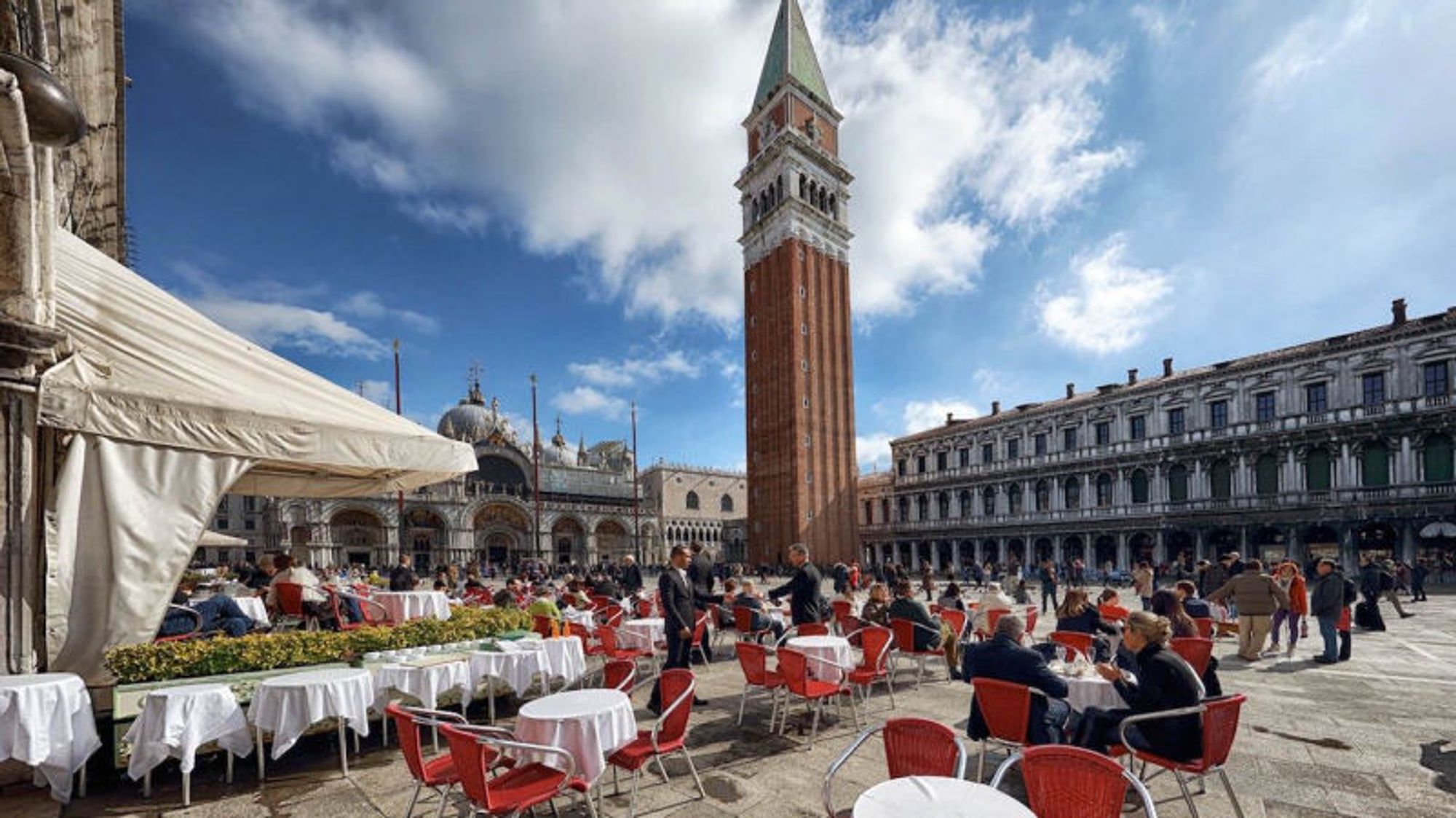 foto di Anche Raffaele Alajmo se la prende con Venezia, e passa alle maniere forti