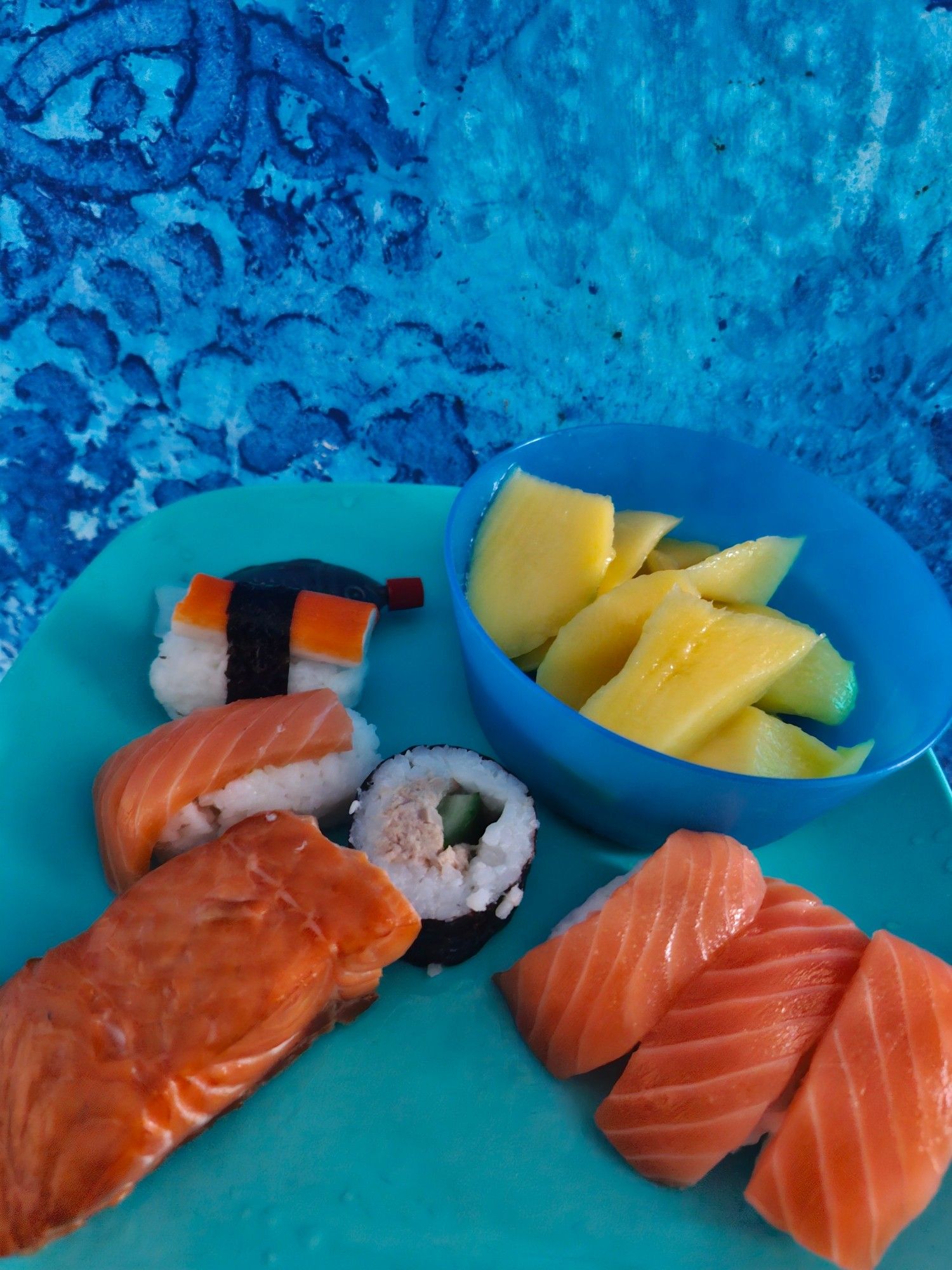 Sushi und Mango