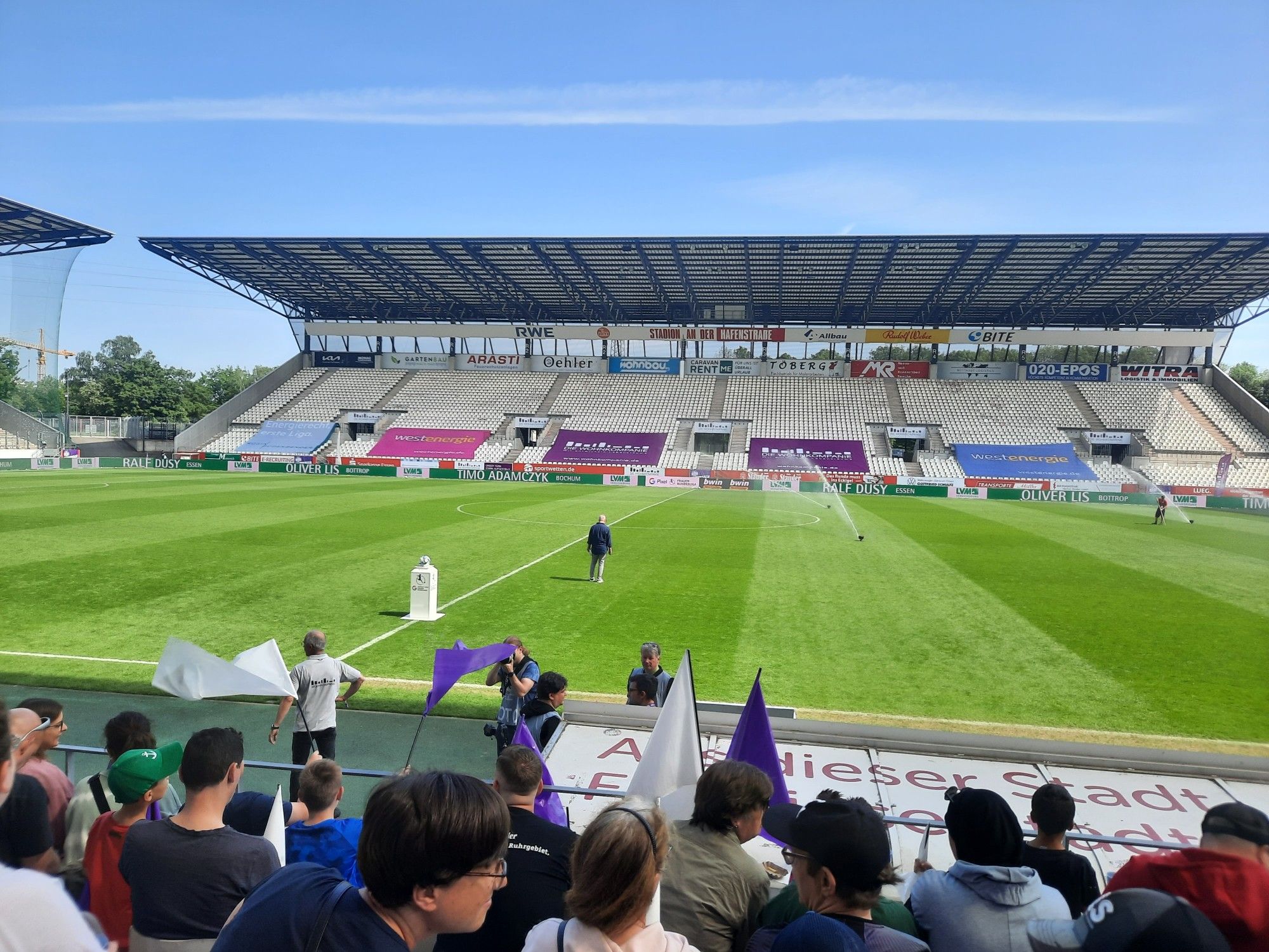 Stadion an der Hafenstrasse ❤️🤍💜