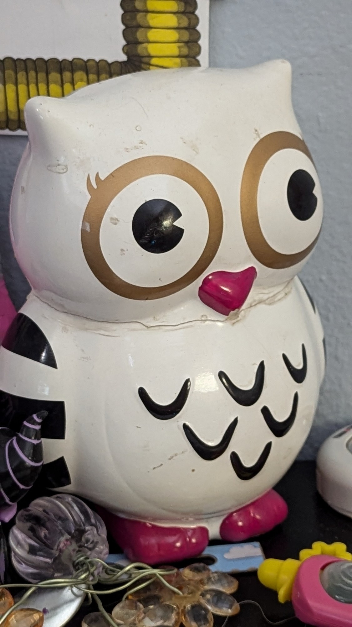 Porcelain owl facing right