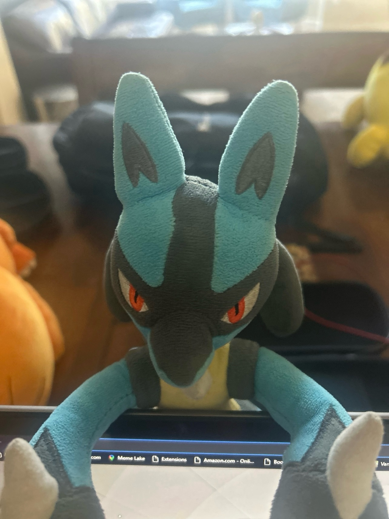 LUCARIO BEING CUTE AND ADORABLE :D