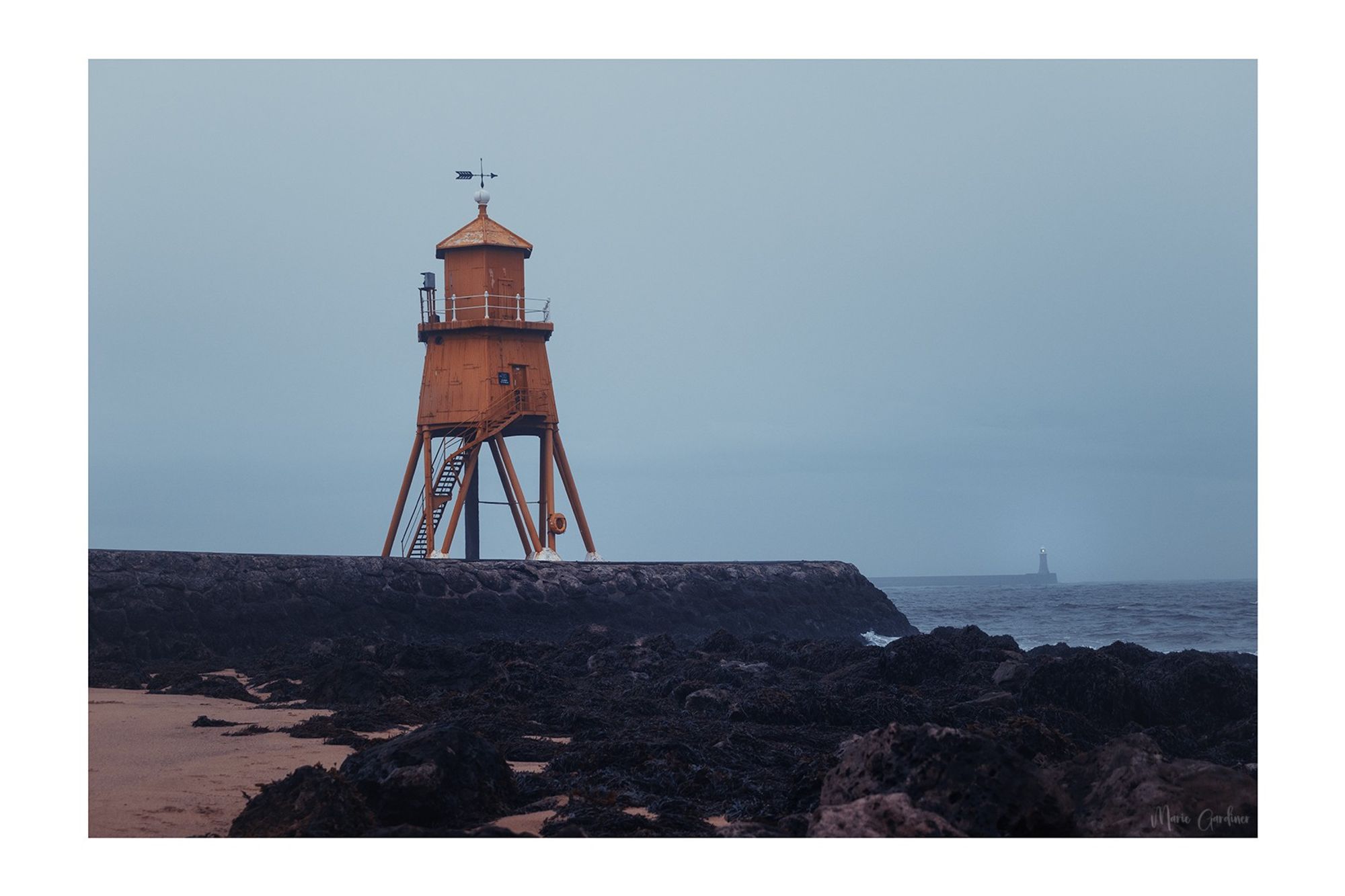 herd groyne lighthouse, south shields