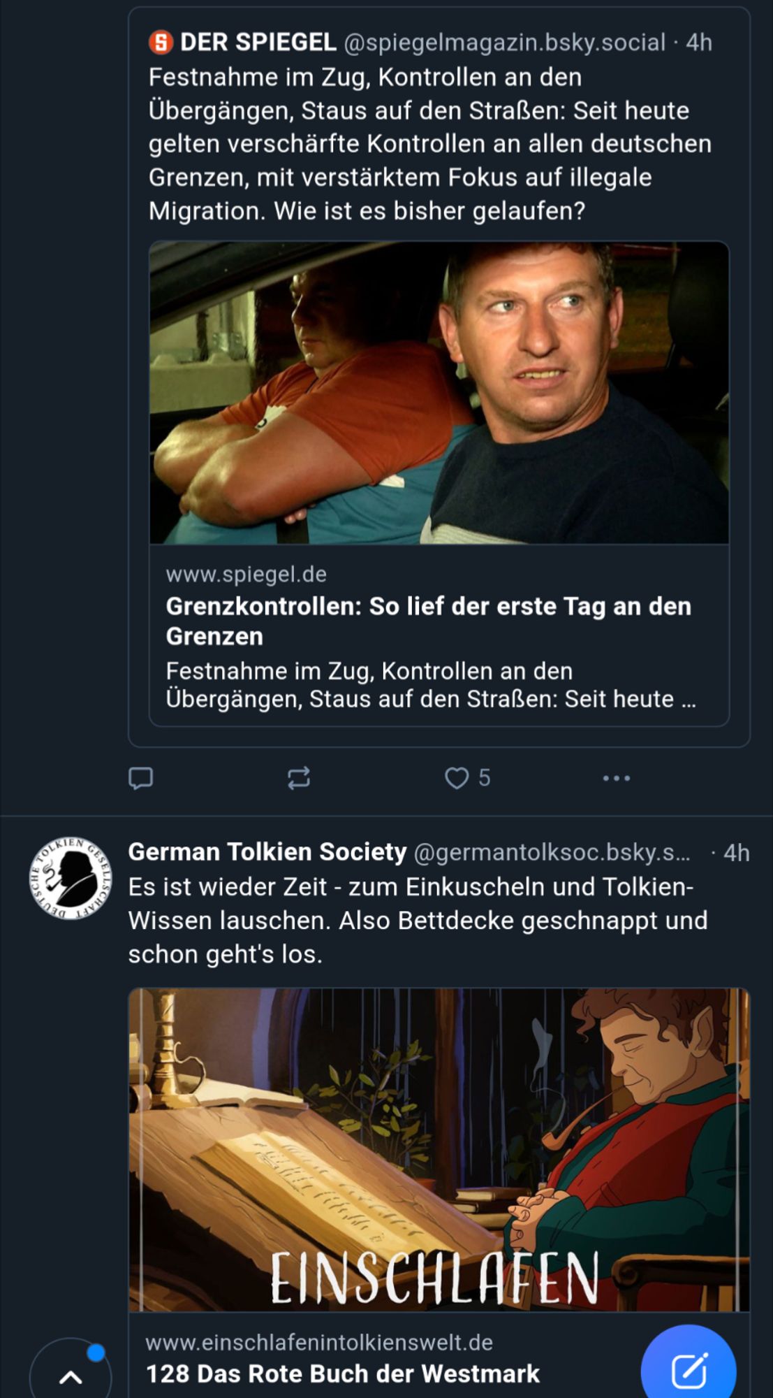 Screenshot von Spiegel Artikel Vorschau mit zwei Männern im Auto bei Grenzkontrollen, darunter Vorschaubild neue Folge 'Einschlafen mit Tolkien' mit einschlafendem Hobbit. Hobbit und ein man im Auto ähneln sich sehr in Haltung und Farben des Outfits