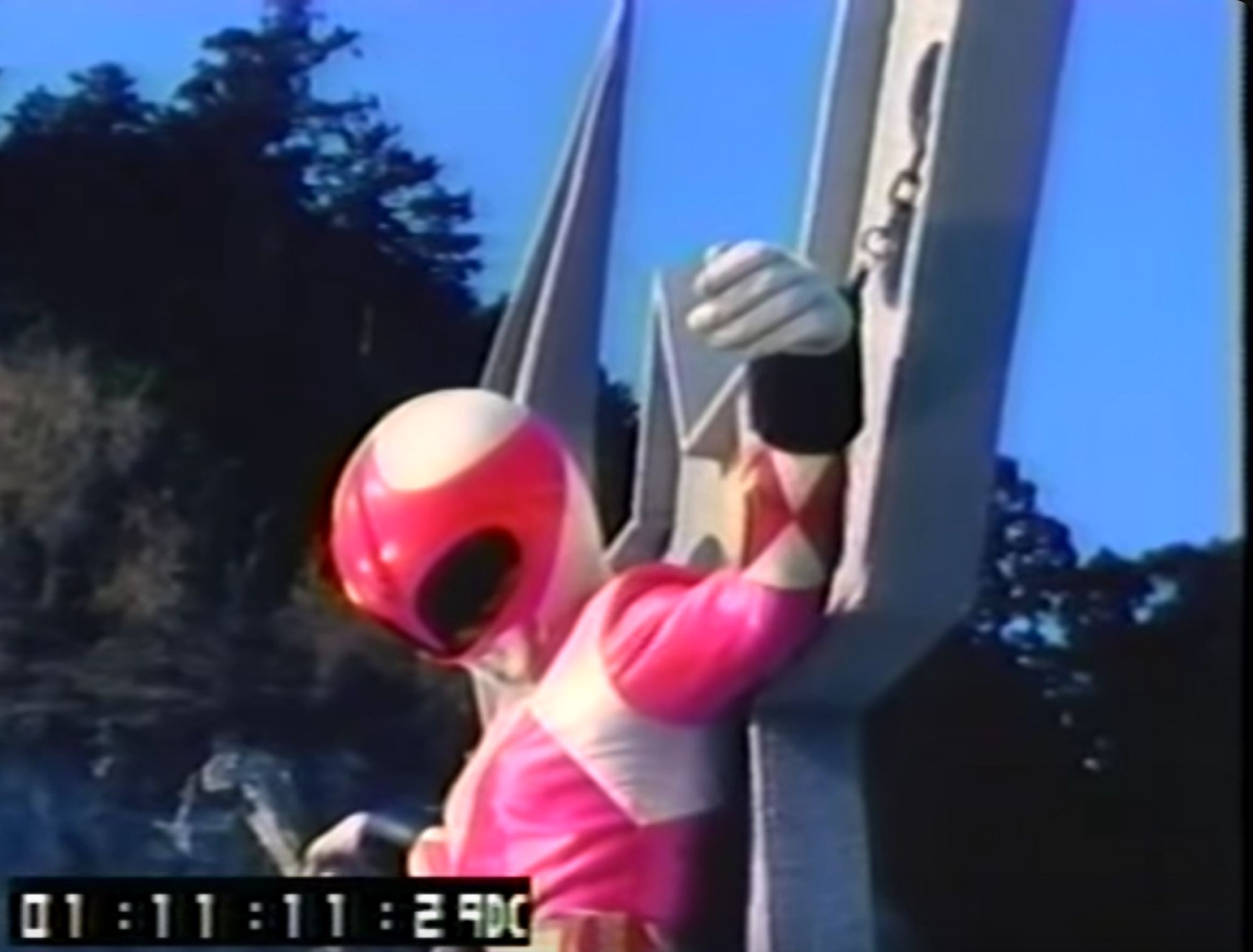 ZYU2 footage: pink ranger crucified