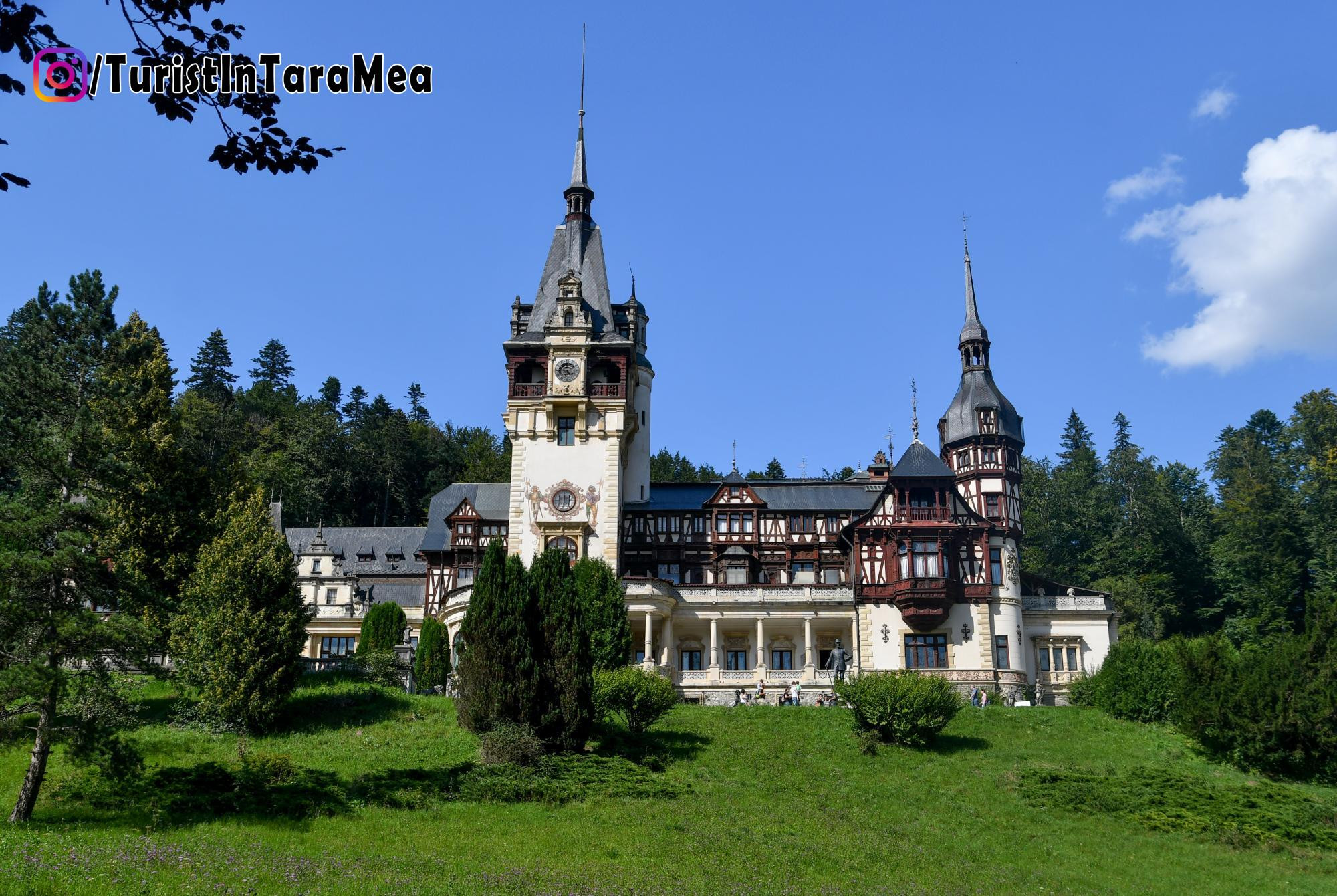 Castelul Peleș - Sinaia, 2022-08-28 #TuristÎnȚaraMea ©@TuristInTaraMea - https://www.instagram.com/turistintaramea/