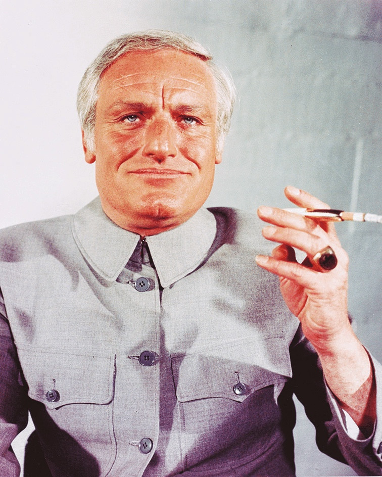 Charles Gray as Ernst Blofeld looking a whole lot like Chuck Schumer