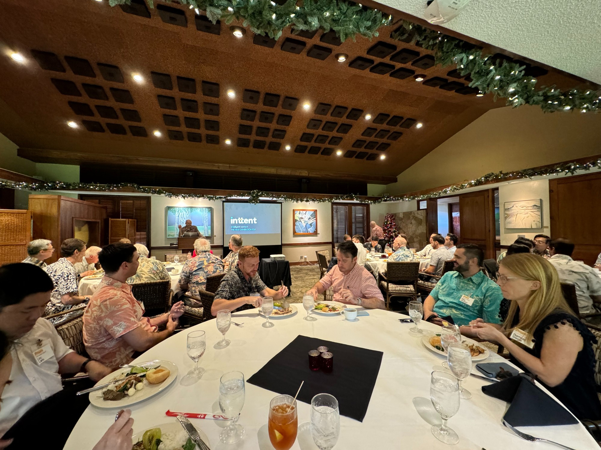 A private dining room at The Pacific Club in Honolulu, where the December 2023 meeting of Hawaii Angels was held.