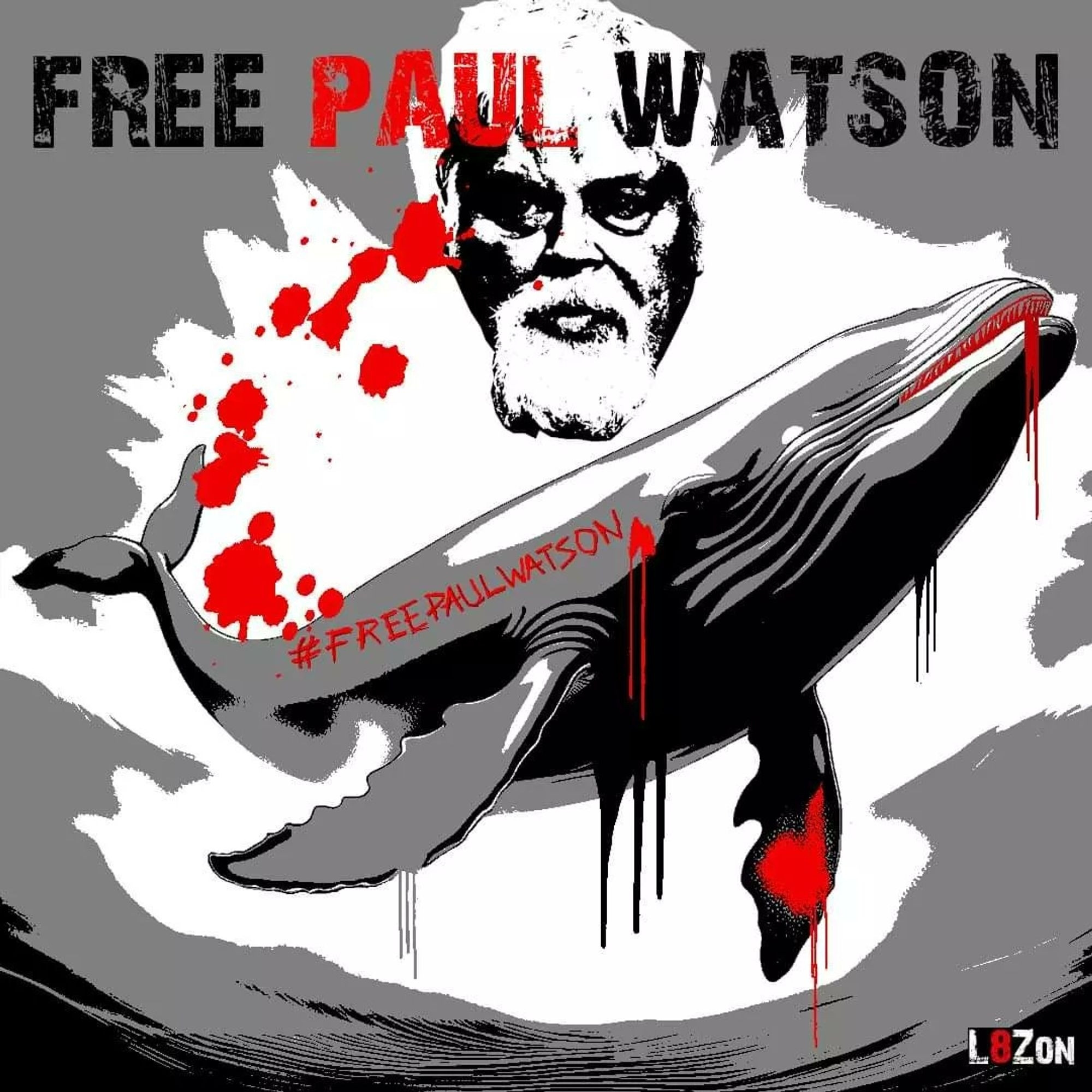 Cette peinture de L8Zon est une illustration stylisée en noir et blanc d'une baleine avec des taches rouges, représentant du sang. Le texte sur l'image indique "FREE PAUL WATSON" en lettres majuscules en haut et "#FREEPAULWATSON" le long du corps de la baleine. L'arrière-plan est gris avec des éclaboussures de rouge, et un petit logo apparaît dans le coin inférieur droit, "L8ZON".