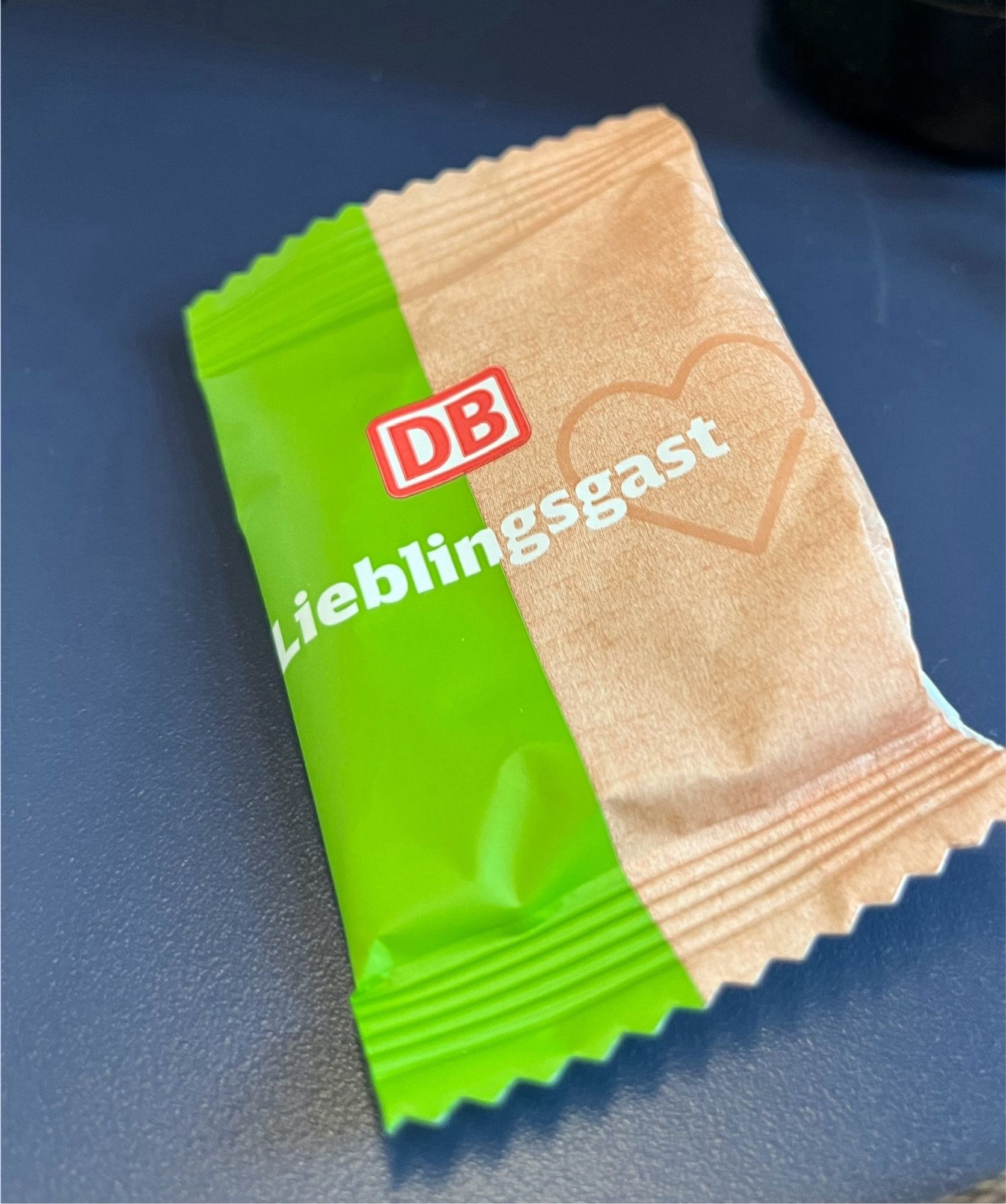 Free cookie from the deutsche Bahn “Lieblingsfarbe”