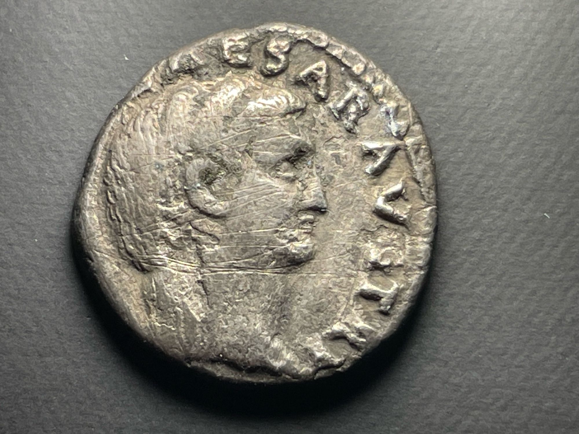 Obverse IMP M OTHO CAESAR AVG TR P
Head of Otho right