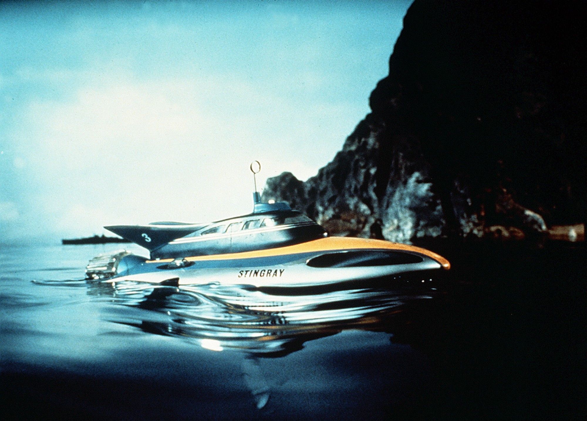 Stingray patrols the world's oceans.