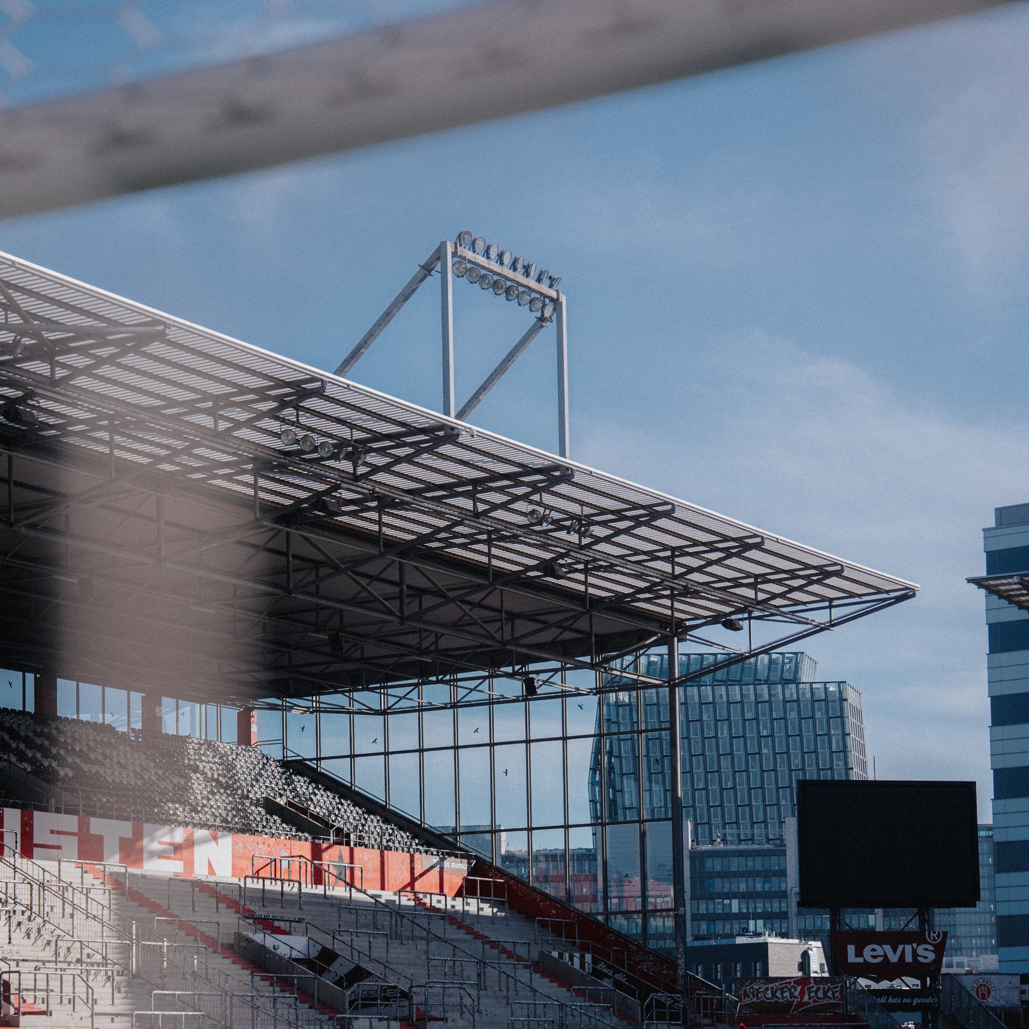 Blick in das Millerntor-Stadion.