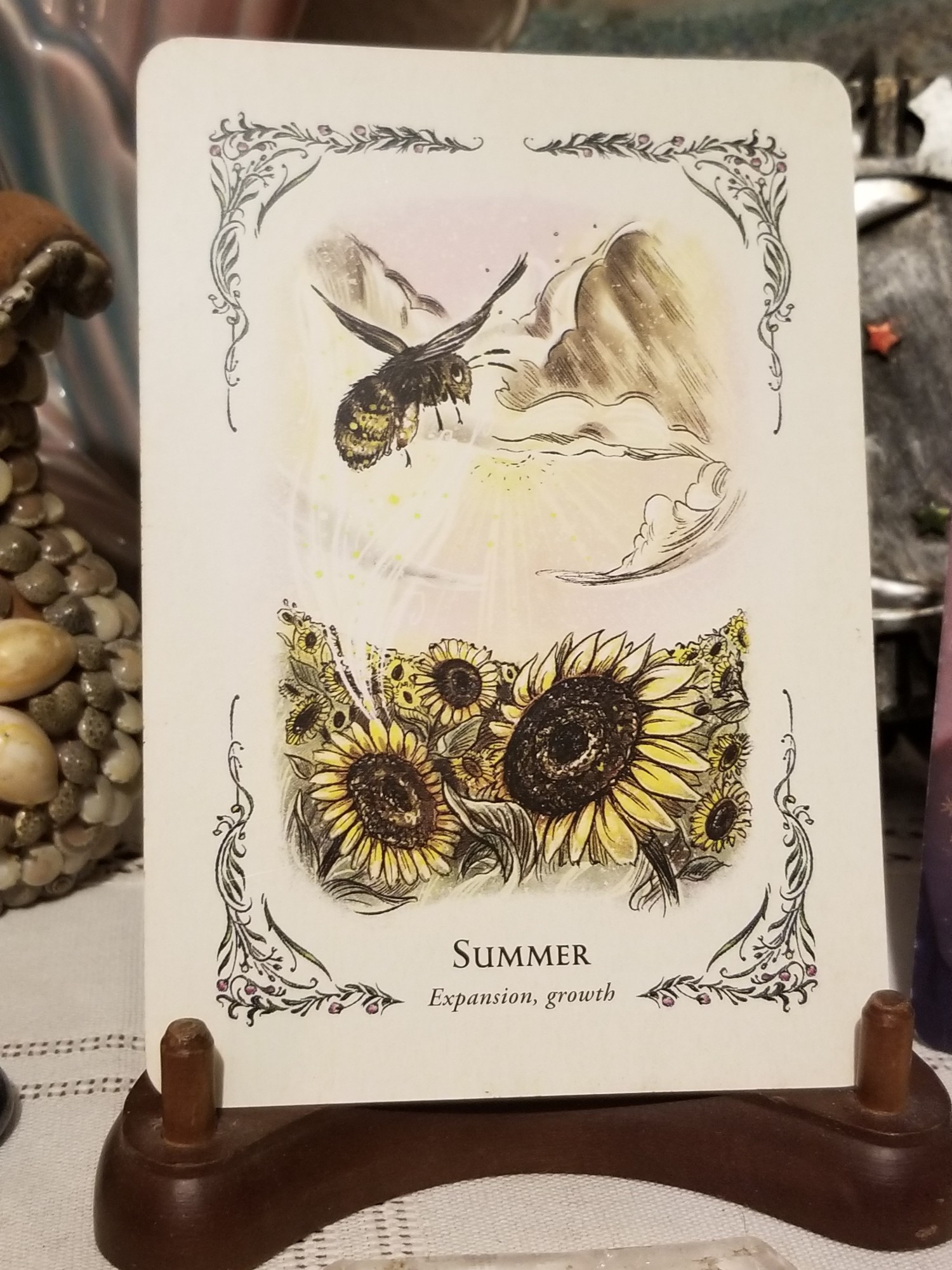 Summer 
Expansion, growth 

Card from The Green Witch Oracle 