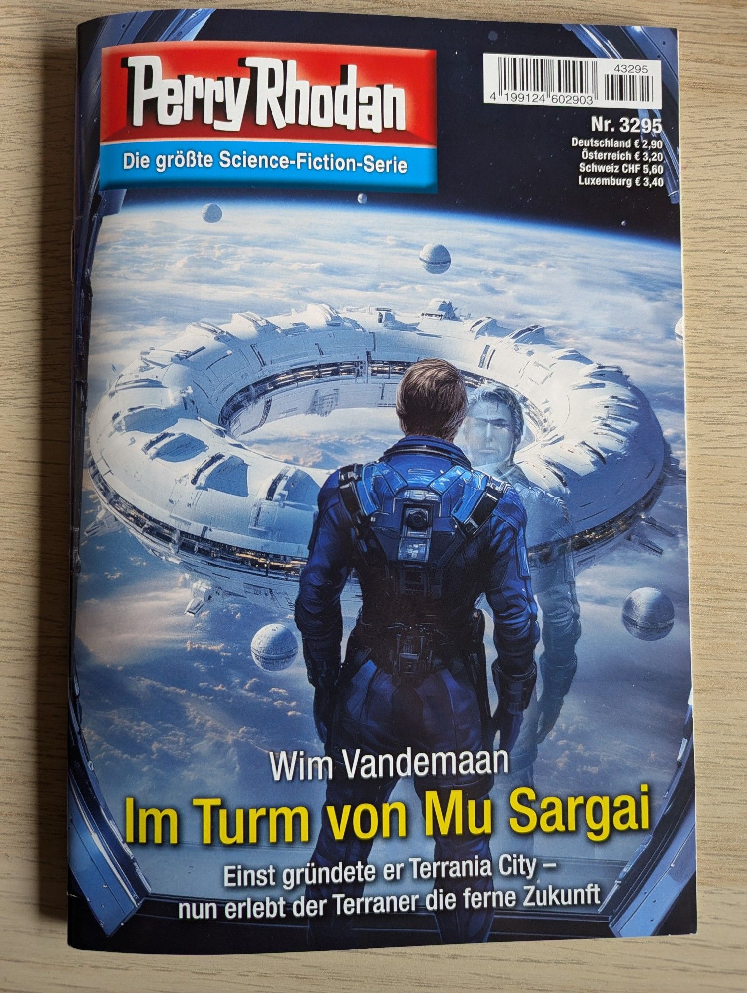 Heft Nummer 3295 der Romanserie PERRY RHODAN mit dem Titel "Im Turm von Mu Sargai" von Wim Vandemaan