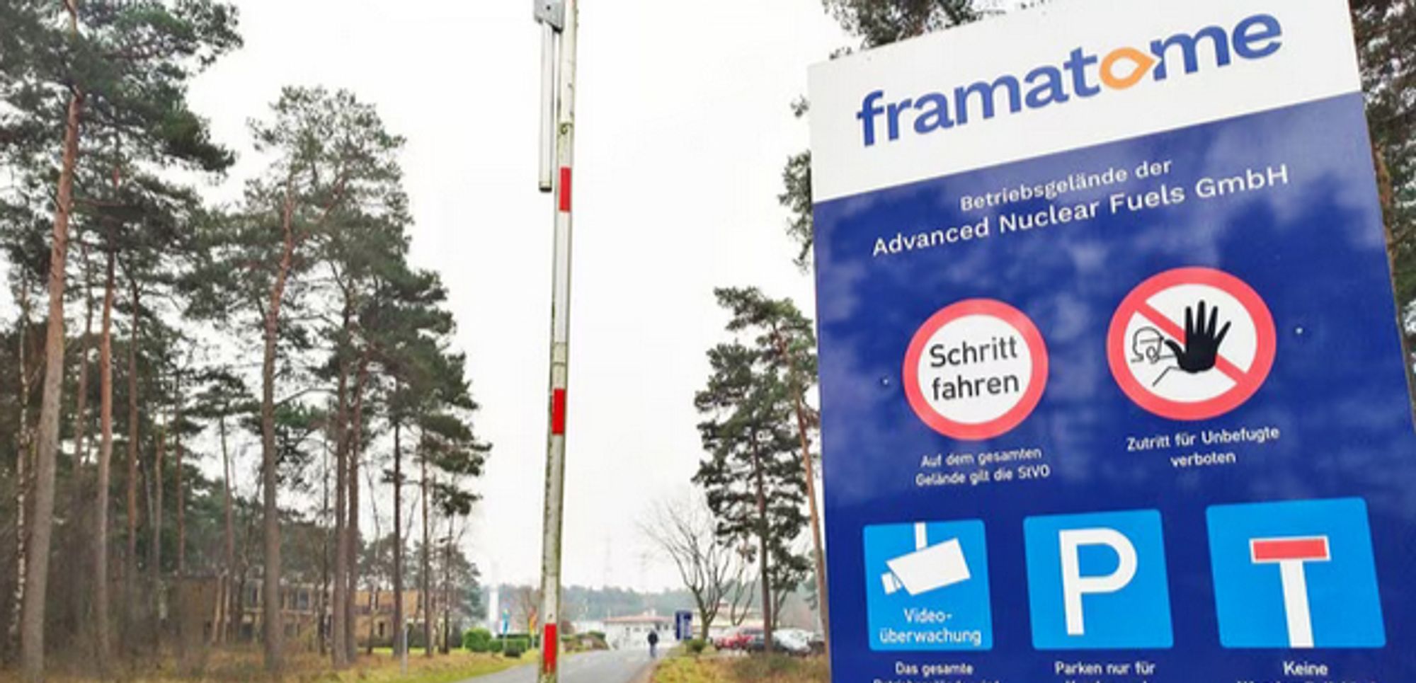 Firmenschild und Einfahrt der Advanced Nuclear Fuels GmbH in Lingen, Tochterfirma von Framatome