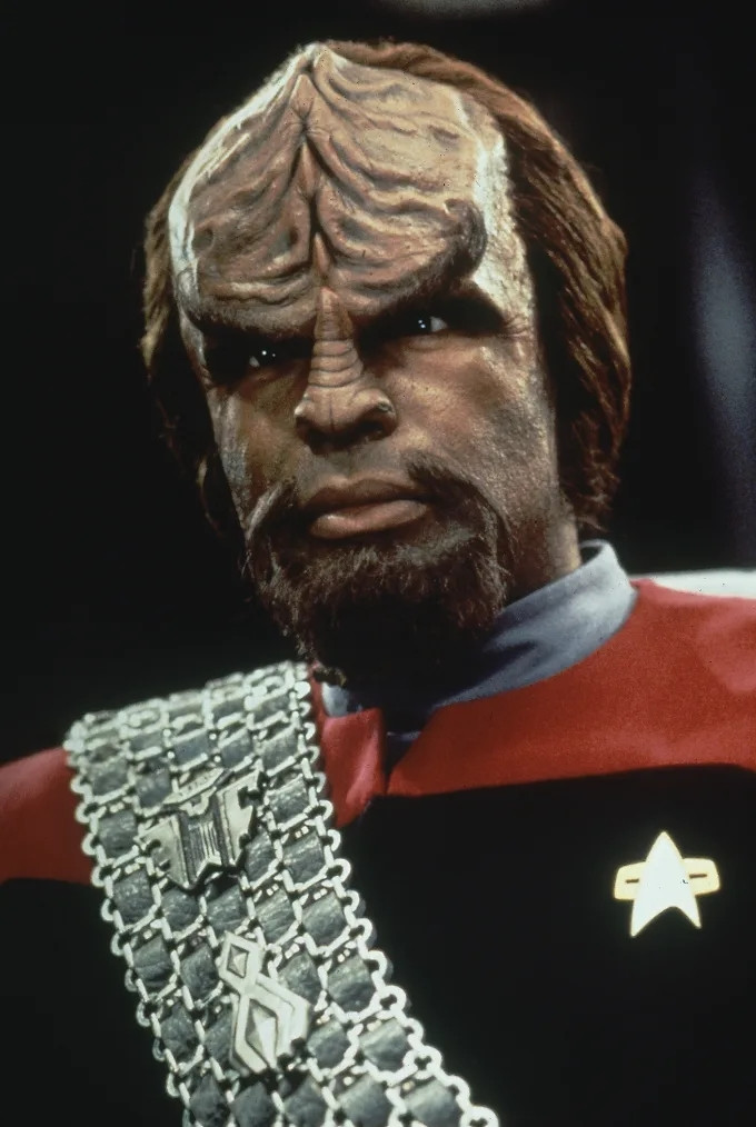 klingon man with ridgey forehead