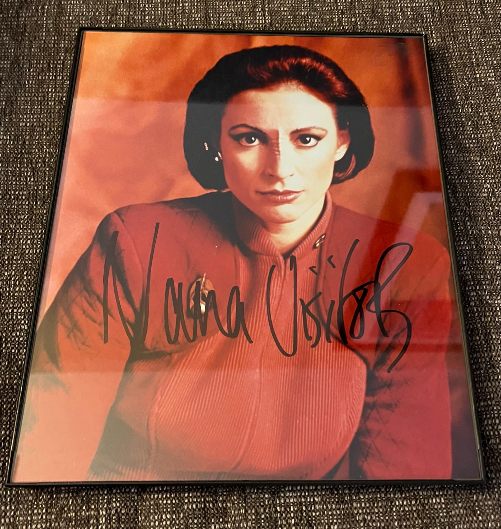 signed 8x10” of nana visitor in her kira nerys bajoran uniform