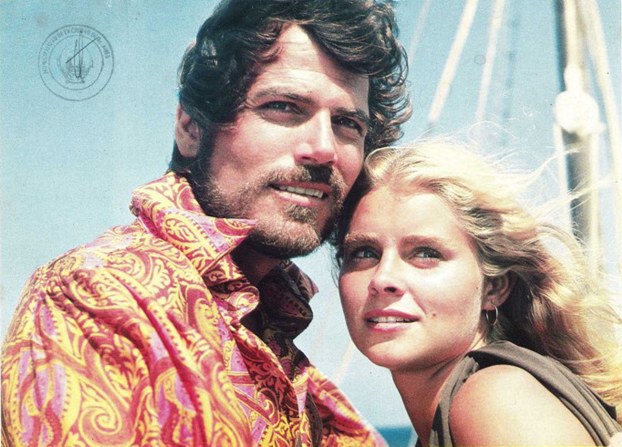 Taryn Power with Patrick Wayne on a boat in "Sinbad and the Eye of the Tiger” by Sam Wanamaker (1977)