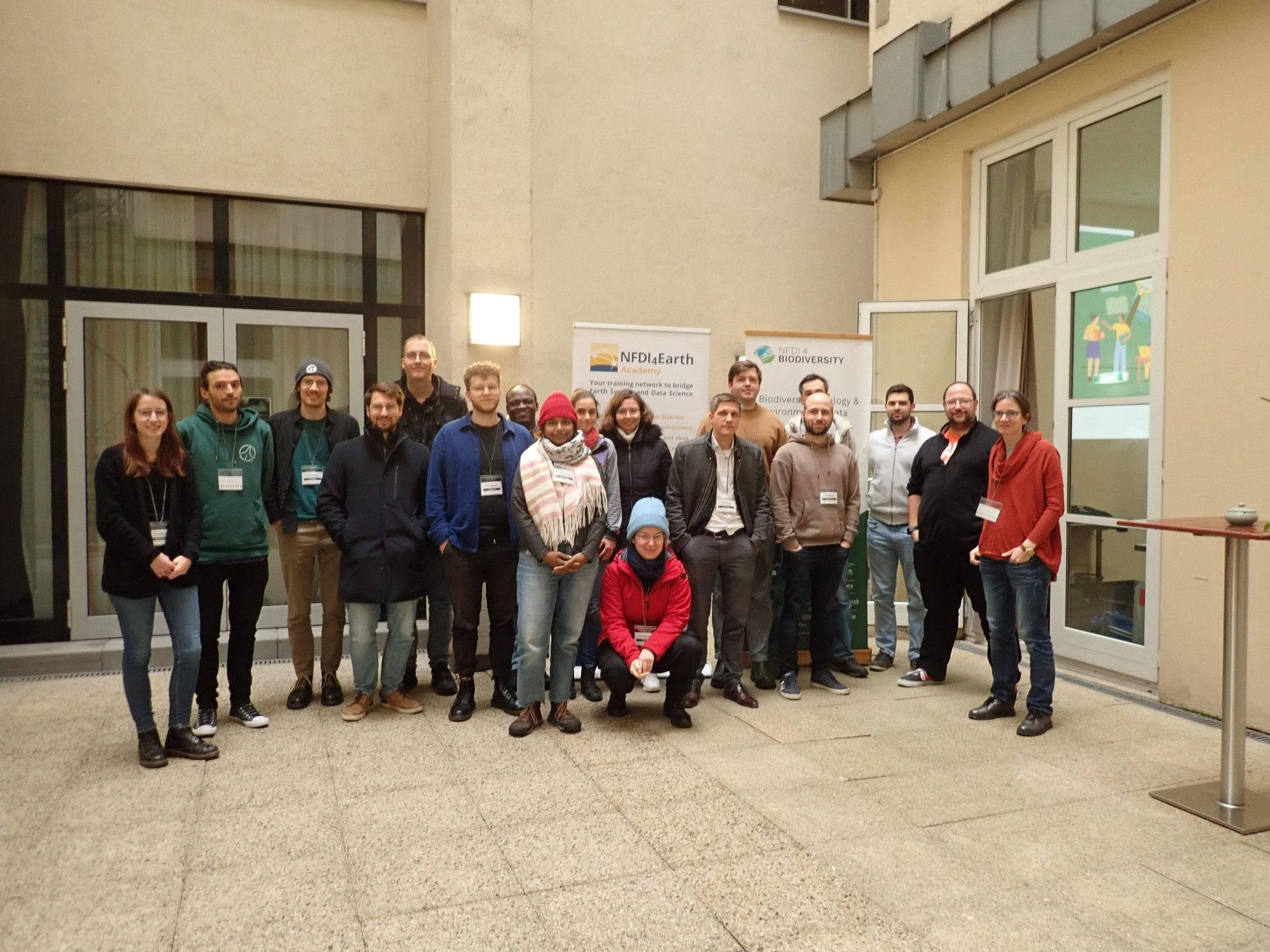 Group photo of the participants, organisers and challenge providers of the DataXplorer Hackathon.