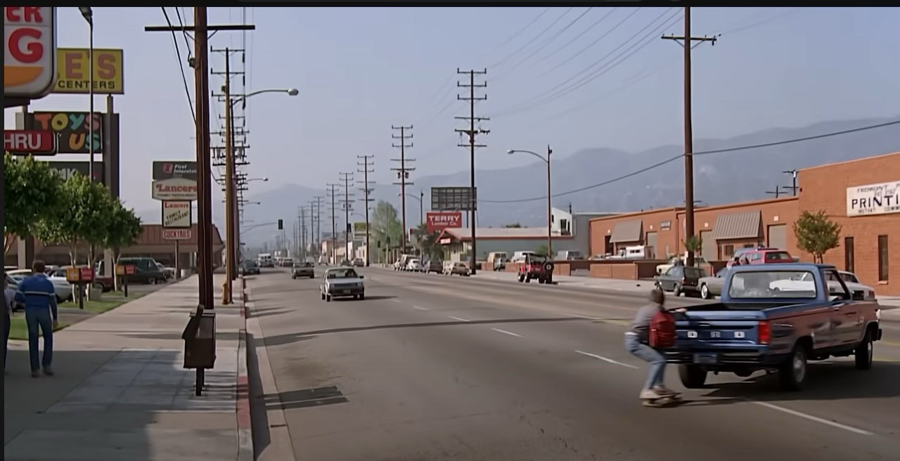 Back to the Future (1985), Victory Blvd Burbank