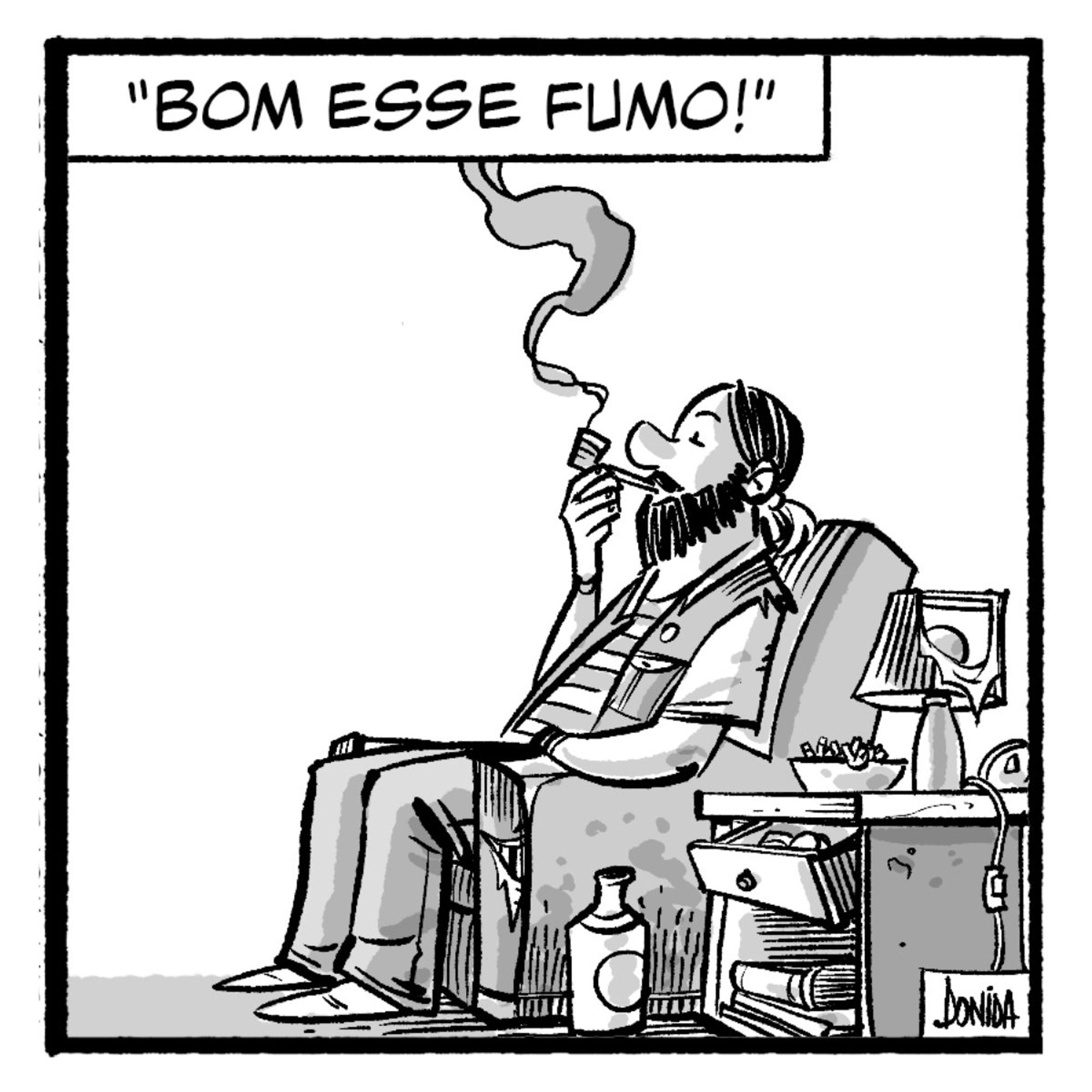 Max fumando sentado em seu sofá: "Bom esse fumo!"