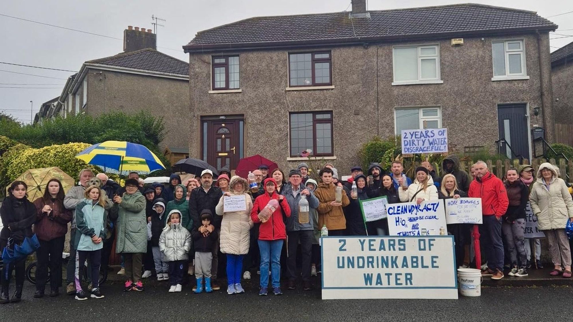 Photo of protestors at Mount Farran.